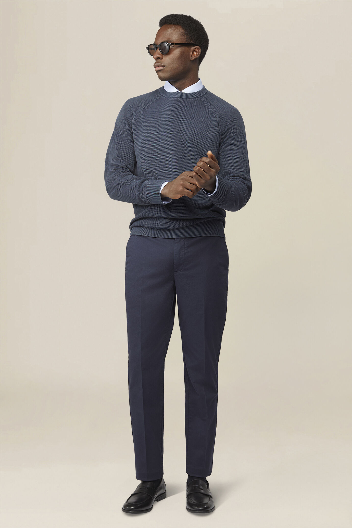 Men's 100% cotton crew neck jumper with raised weave image number 1