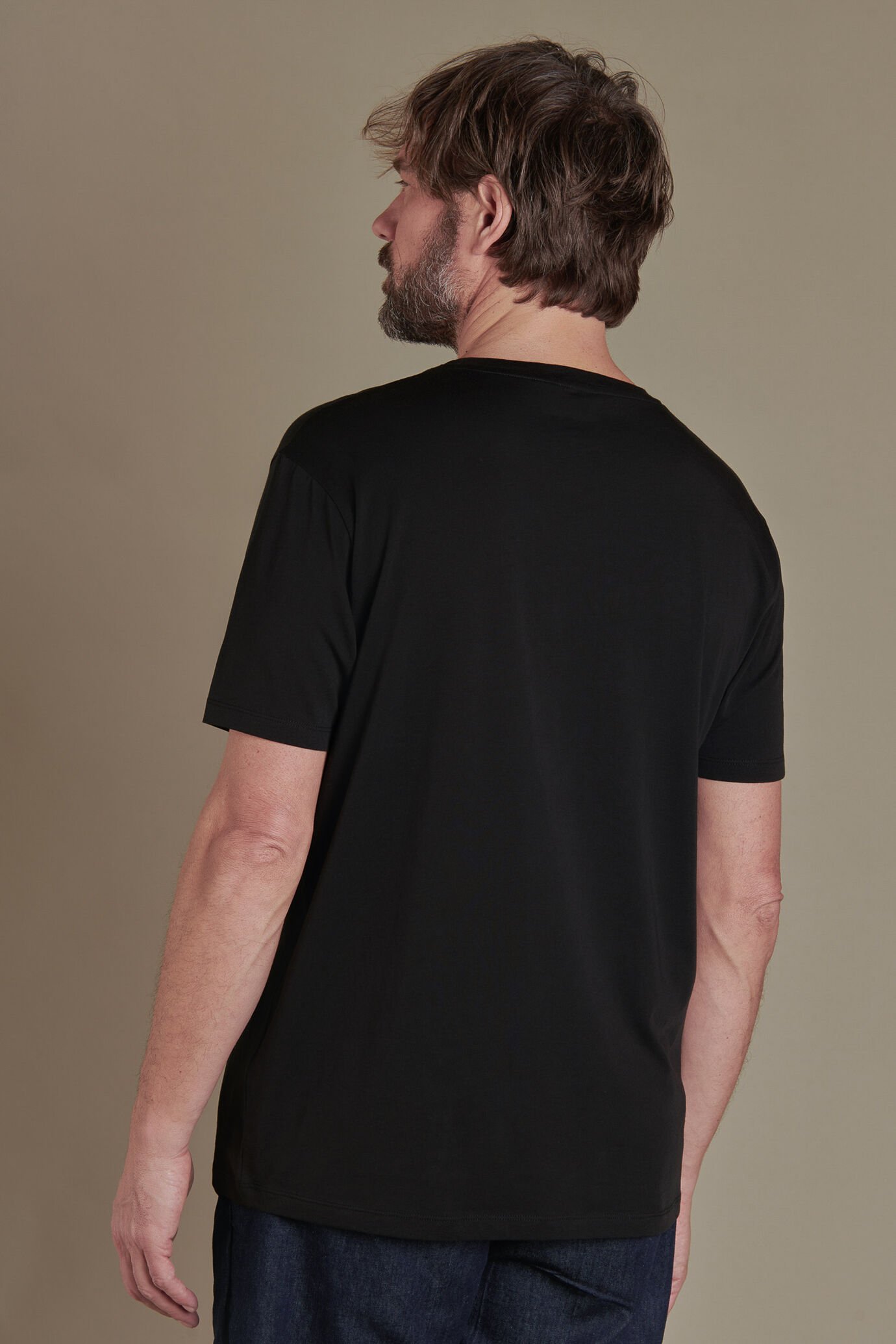 T-shirt uomo manica corta tinta unita in 100% cotone supima image number 2