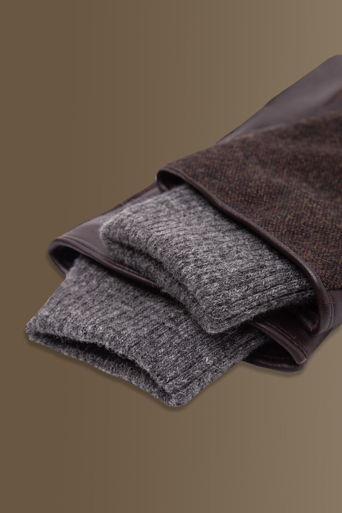 Gloves 100% leather and fabric image number 1