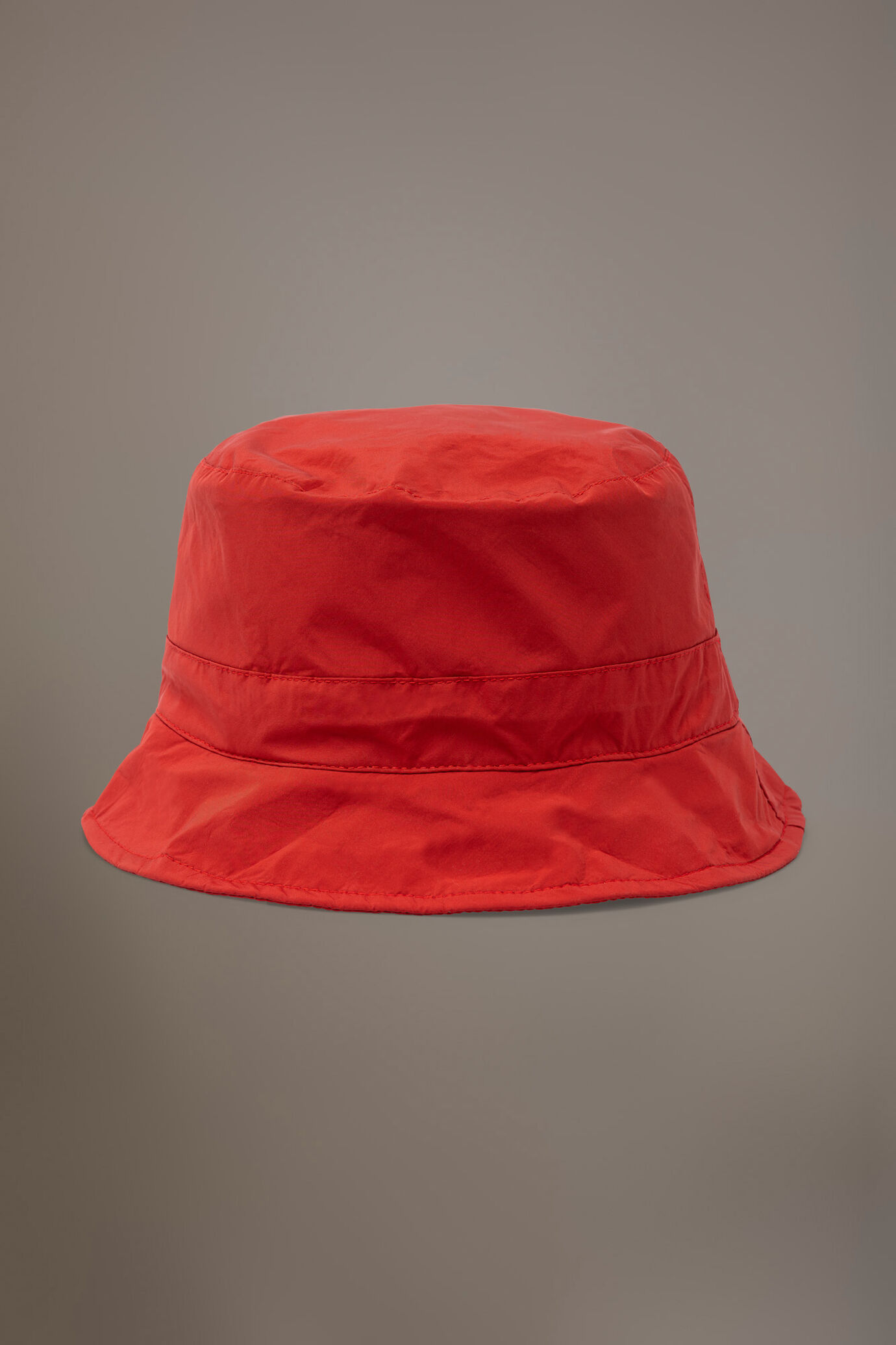 Packable fisherman hat made with waterproof fabric