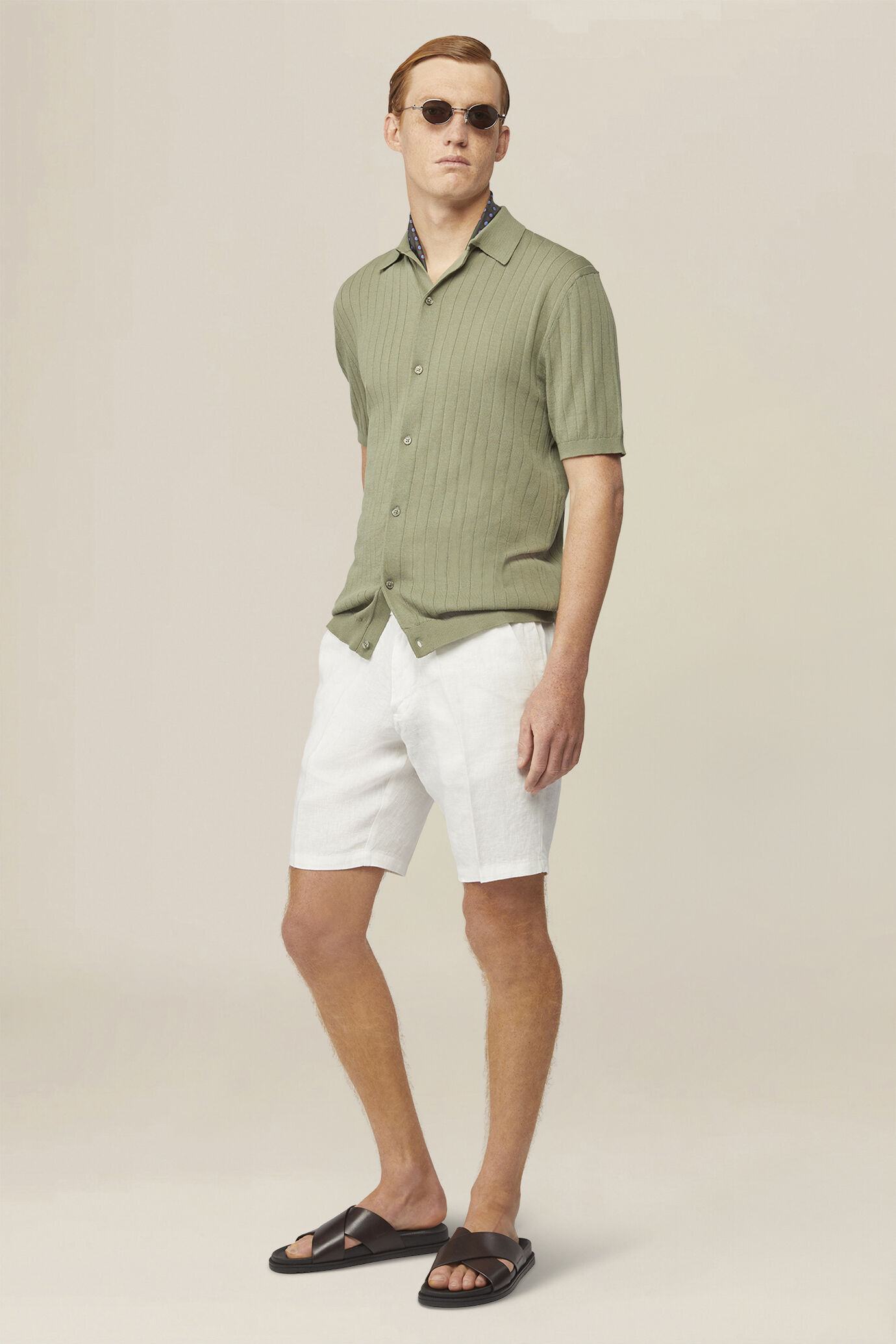 Men's knitted polo shirt in 100% cotton crepe with vertical ribbing image number 1