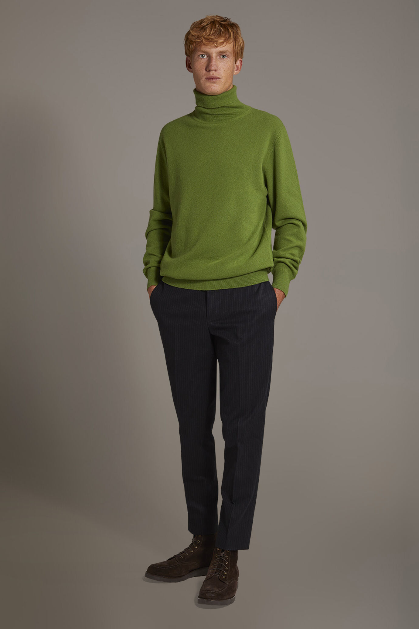 Regular fit trousers pleatsless classic folding image number 1