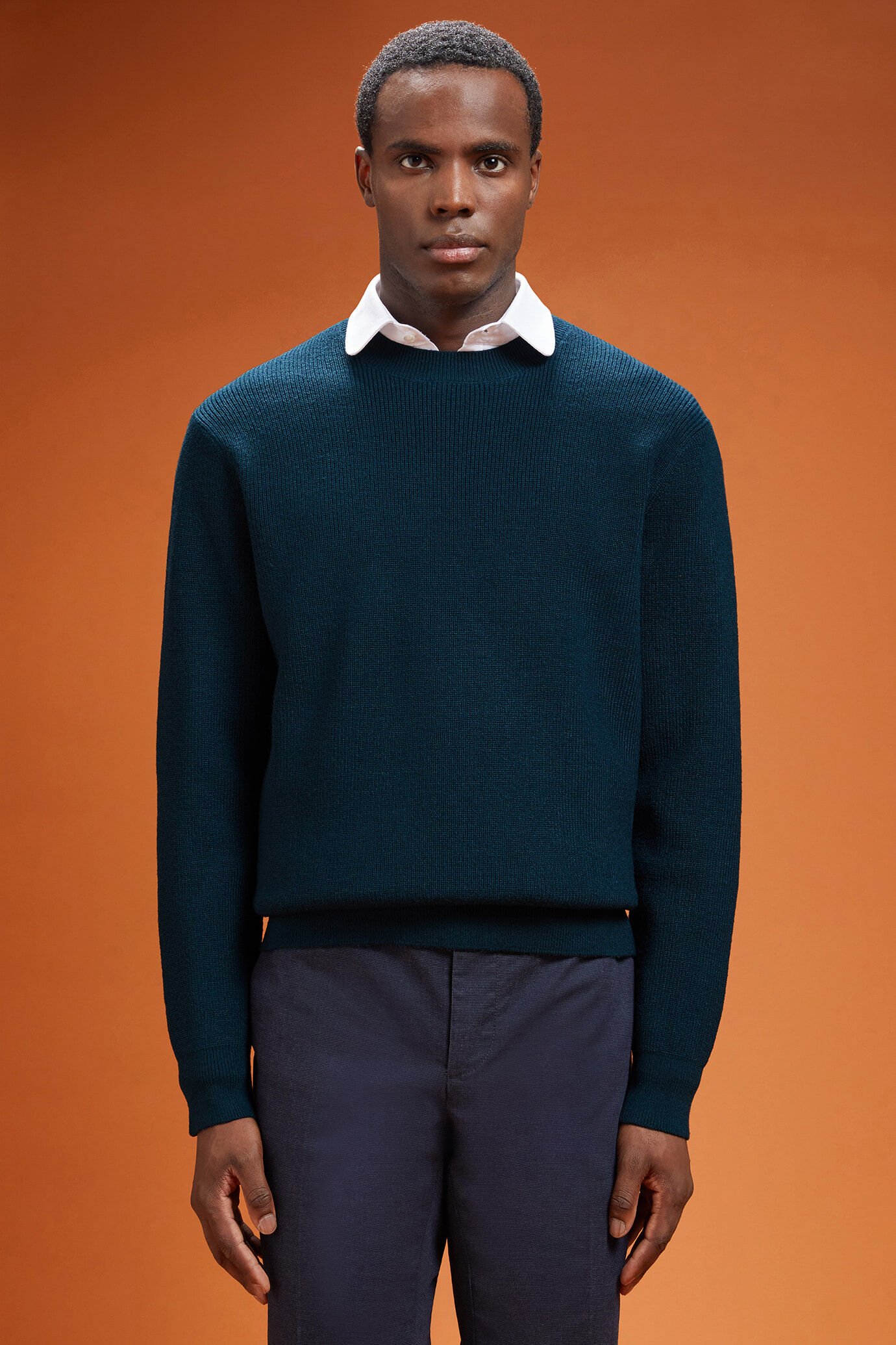 Men's ribbed knit crew neck jumper in a regular fit
