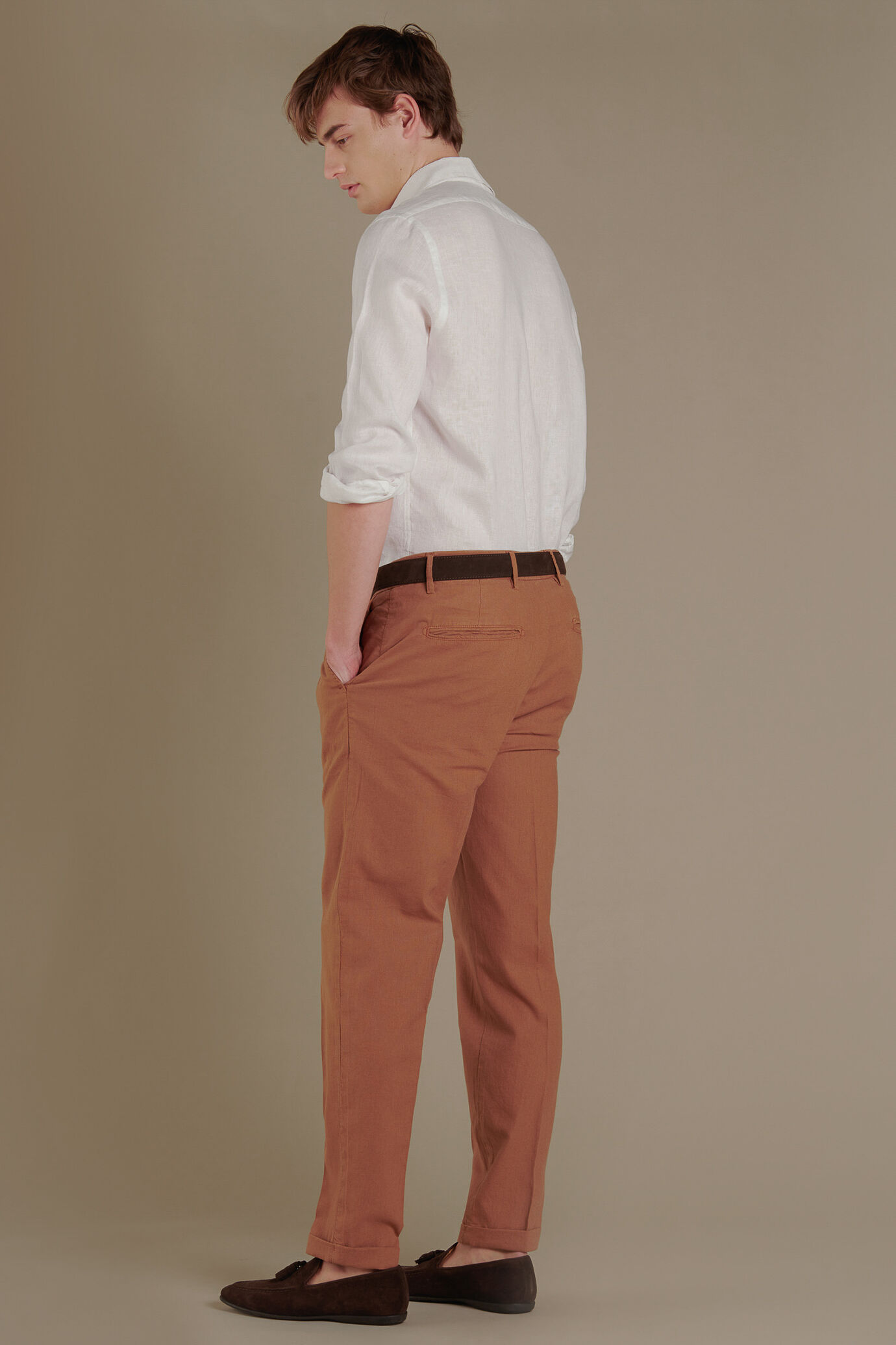 Chino trousers linen blend double pinces image number 2