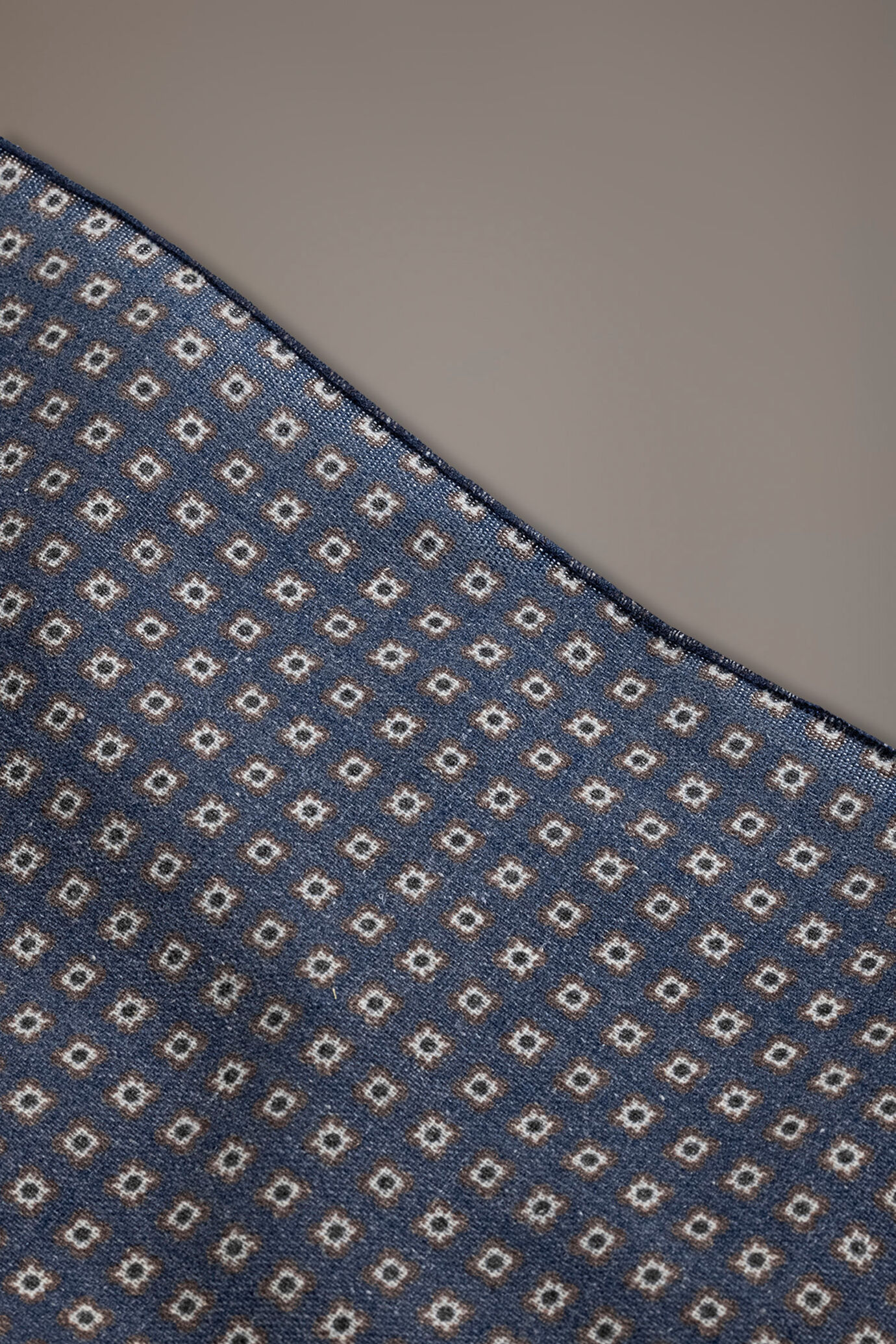 Pochette Blue misto lino uomo disegno fantasia image number 1