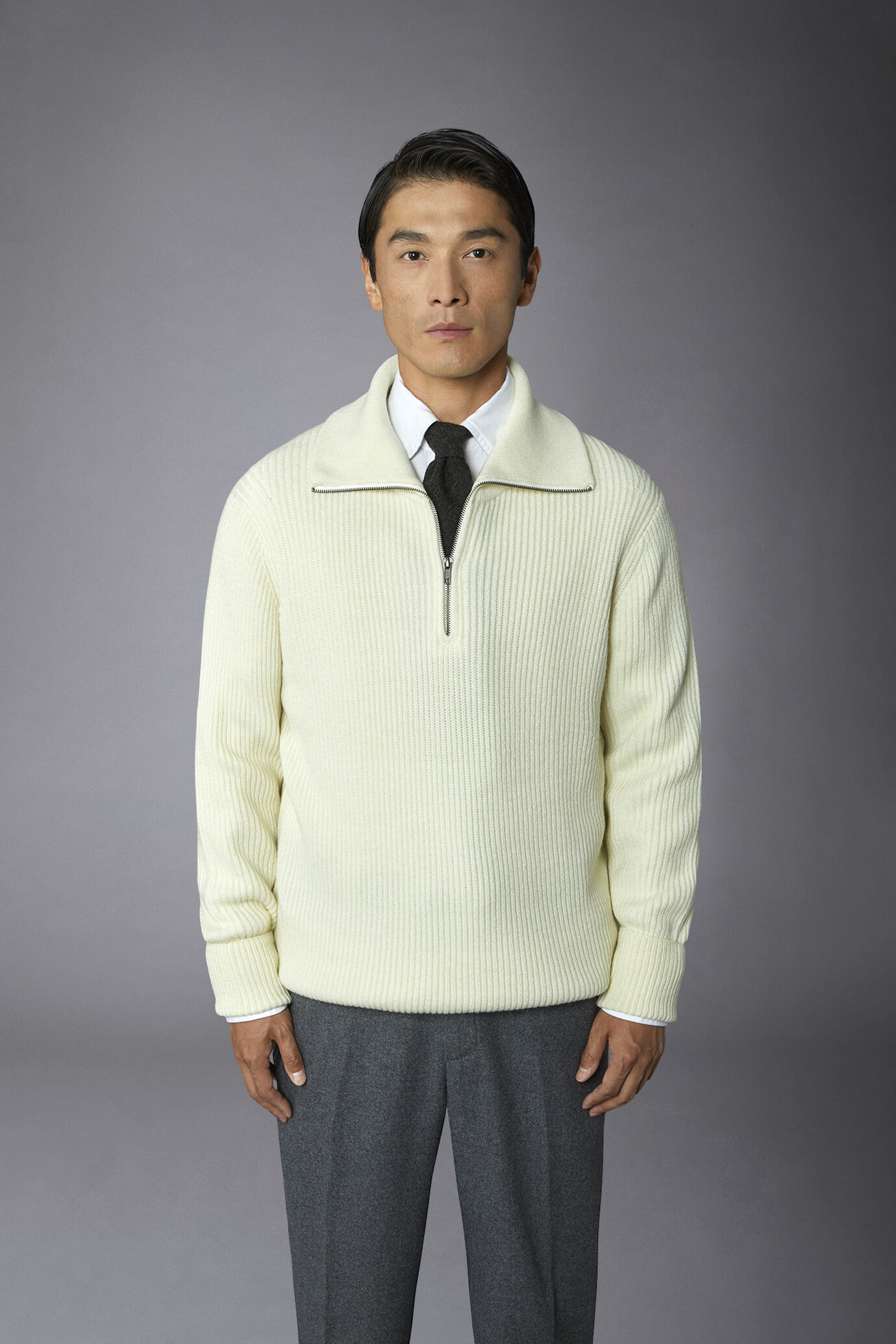 Men's wool-blend zip neck sweater with English rib knit regular fit image number 3