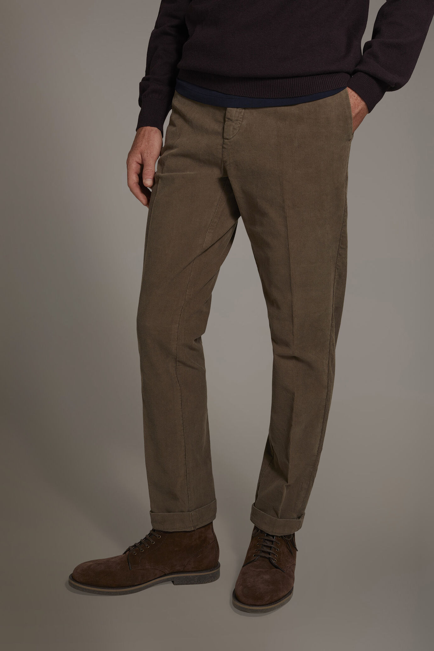 Pantalone chino regular fit tessuto velluto a coste image number 2