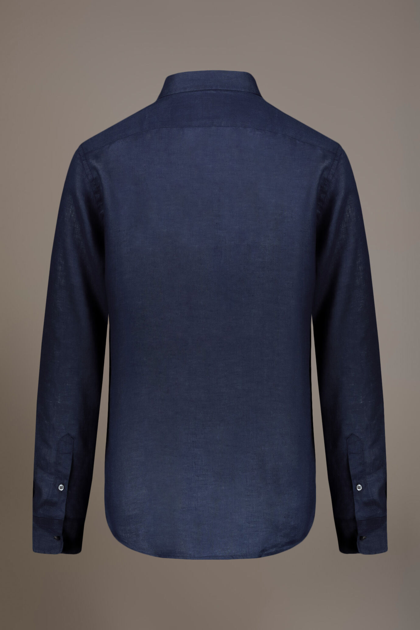 Camicia casual uomo collo francese 100% lino tinta unita image number 4