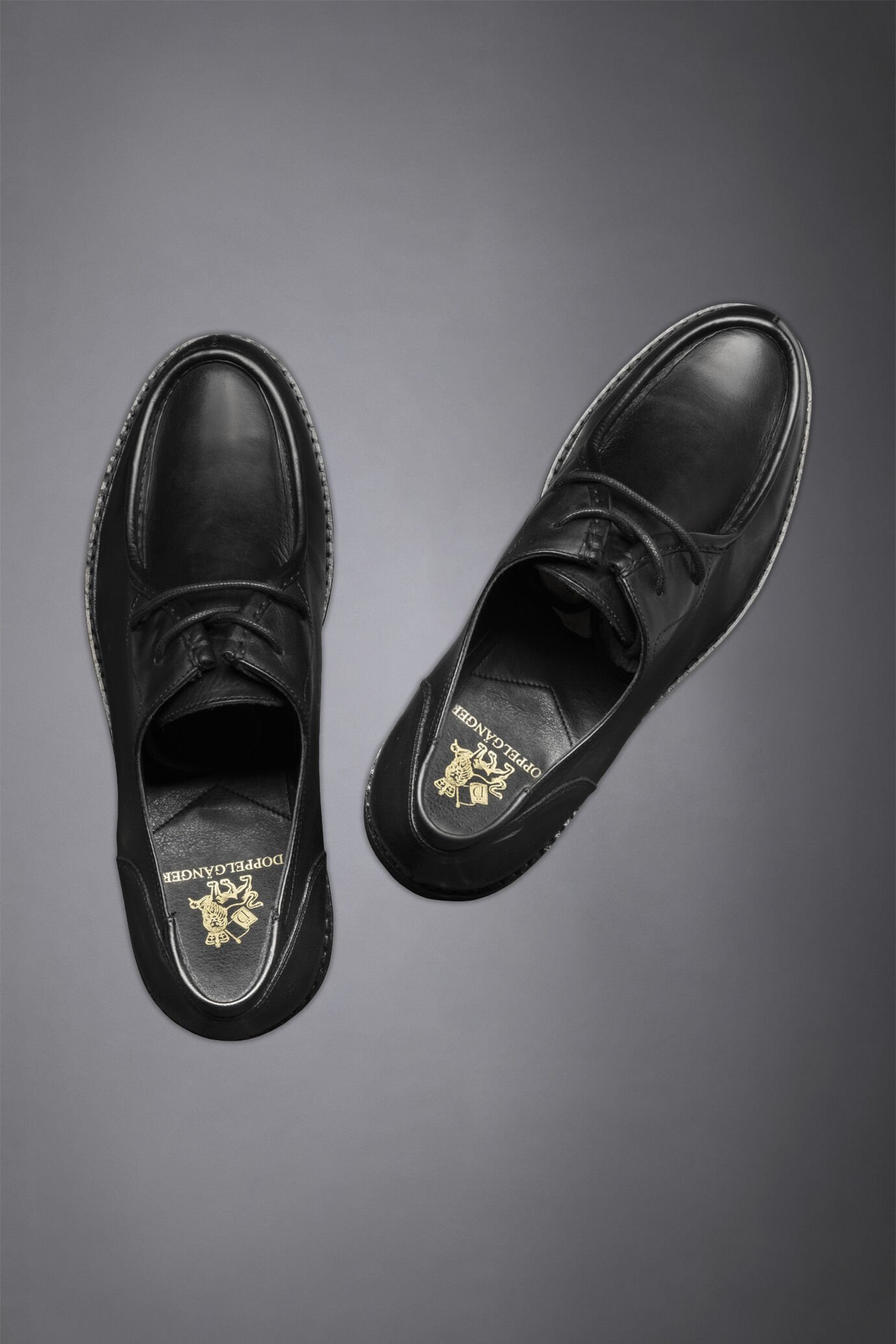 Men's 100% leather ranger shoe with rubber lug sole image number 2