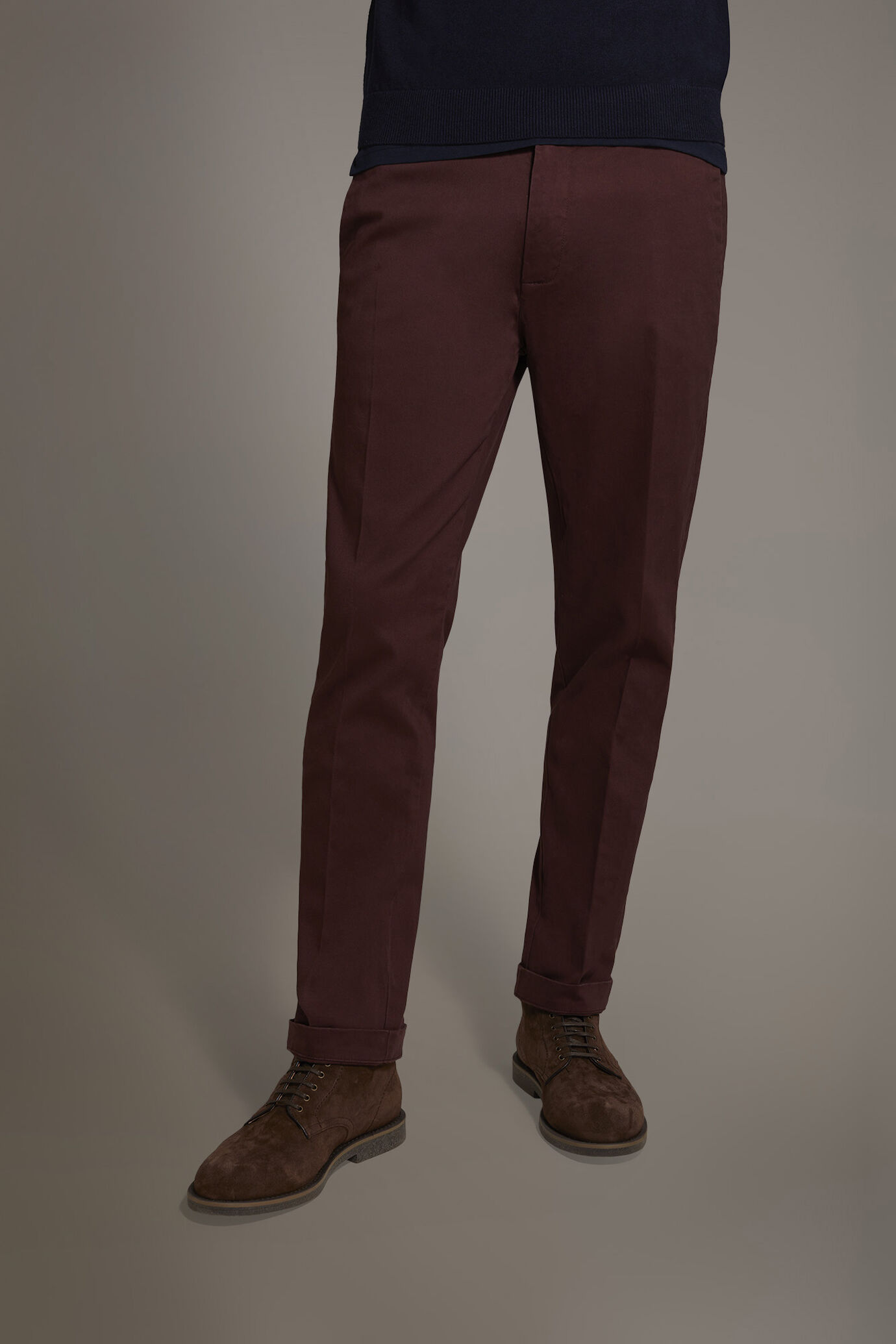 Men's classic regular fit chino pants stretch twill fabric image number 2