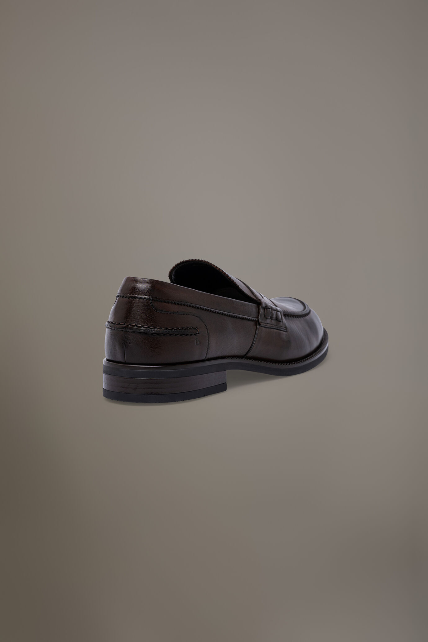 Loafer shoes 100% leather with rubber sole image number 2