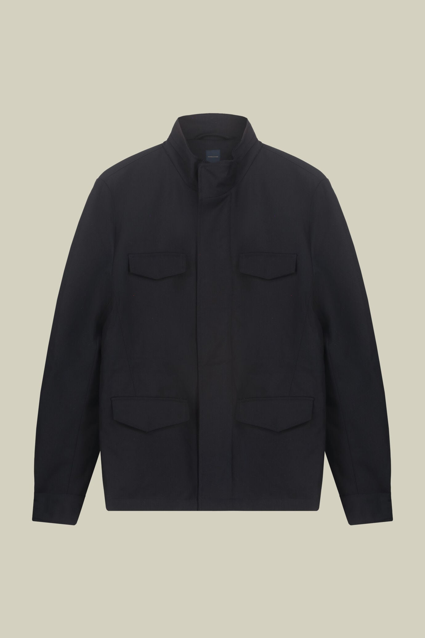 Veste rembourr&eacute;e pour homme en tissu technique coupe regular