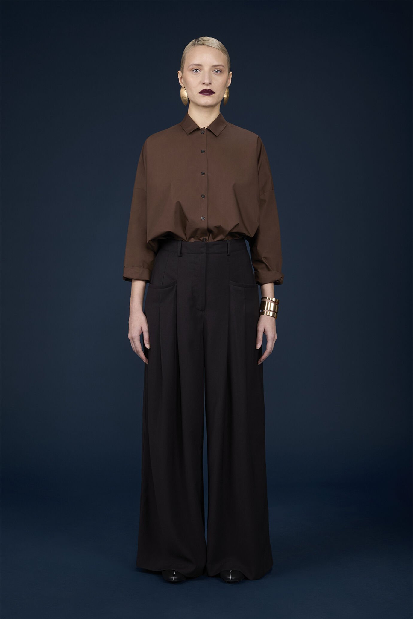 Pantalone donna ampio con tasche a filetto frontali image number 1