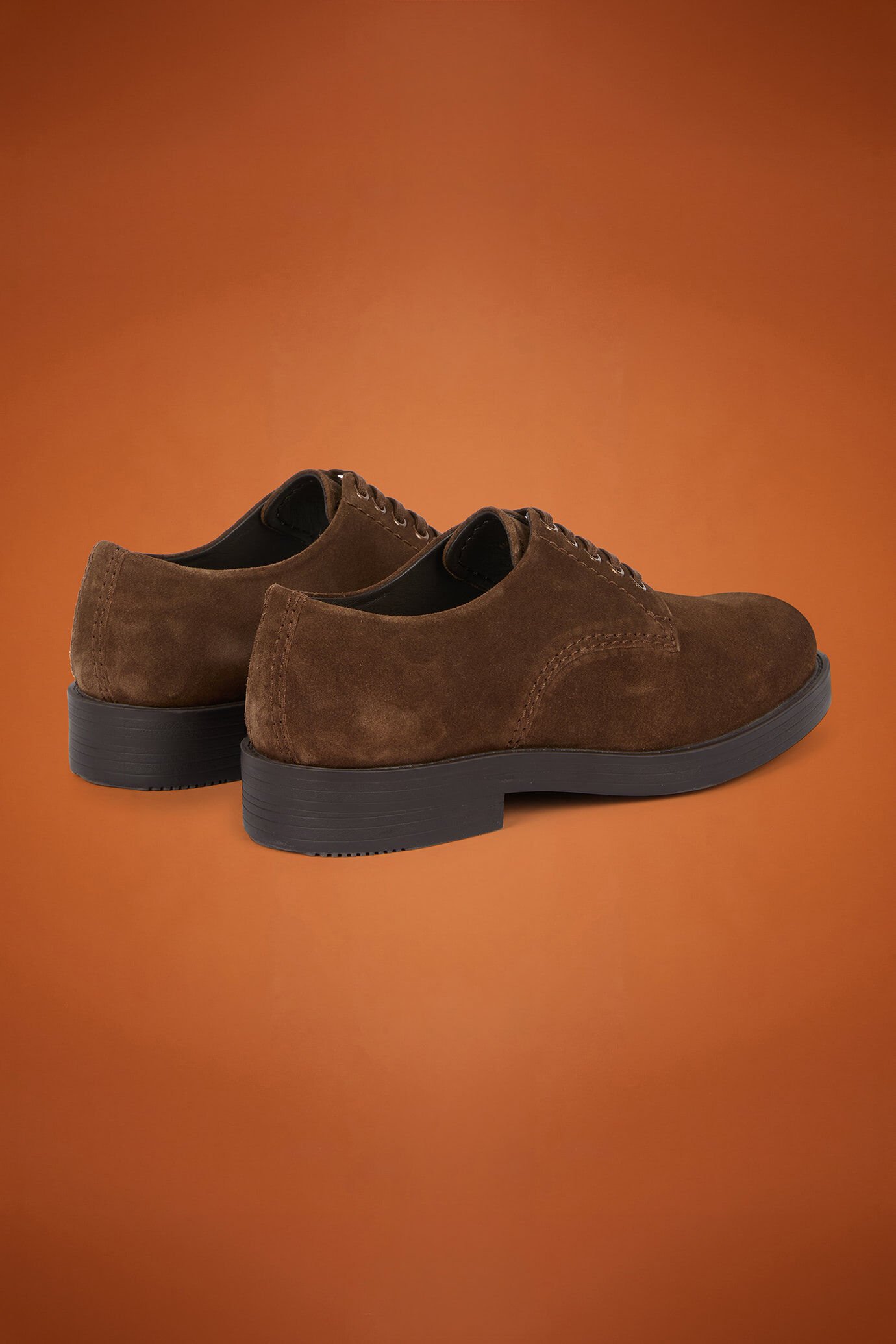 Men's Derby shoes in 100% genuine suede with rubber soles image number 2