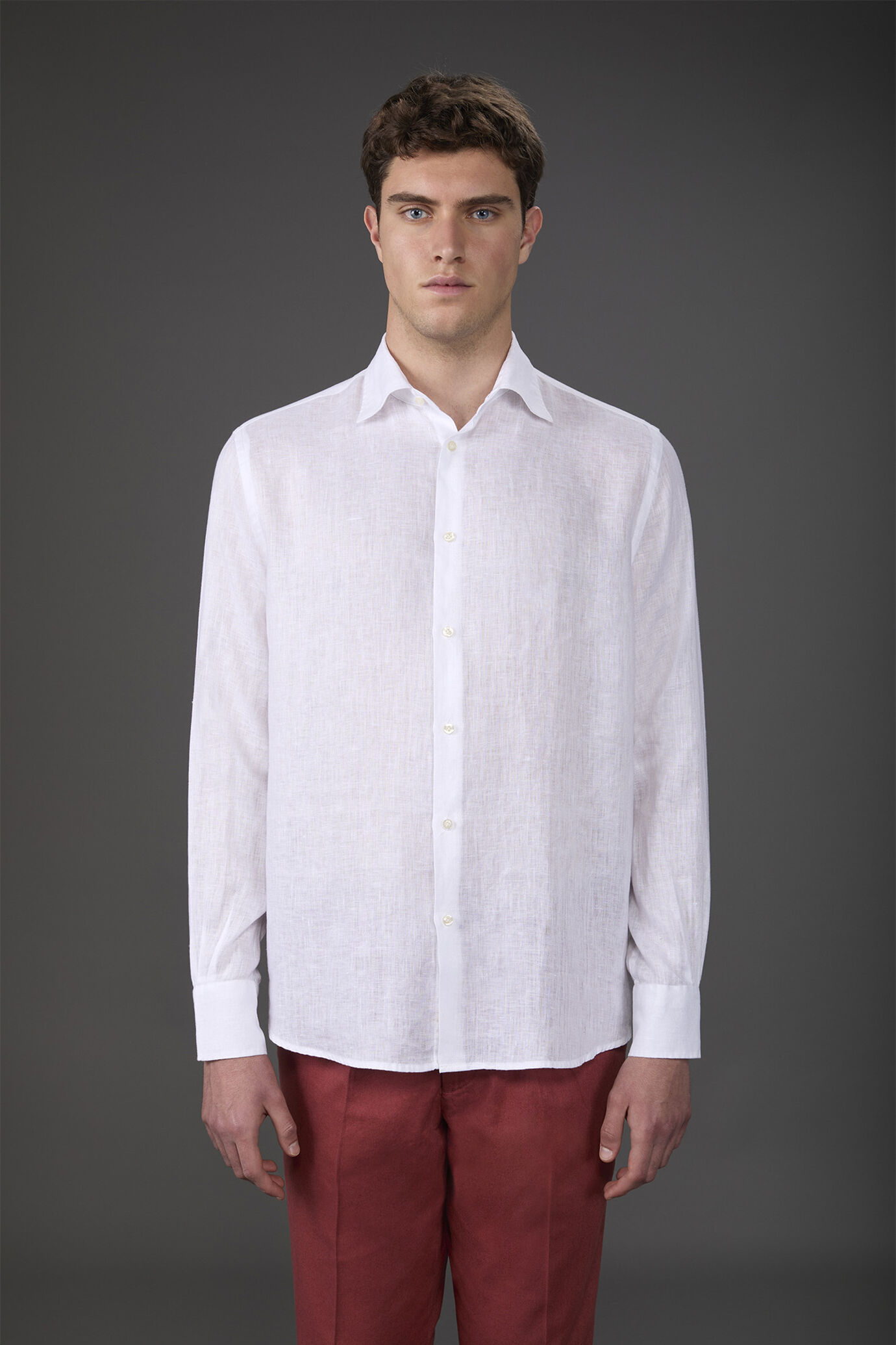 Men's casual shirt with classic collar, 100% linen