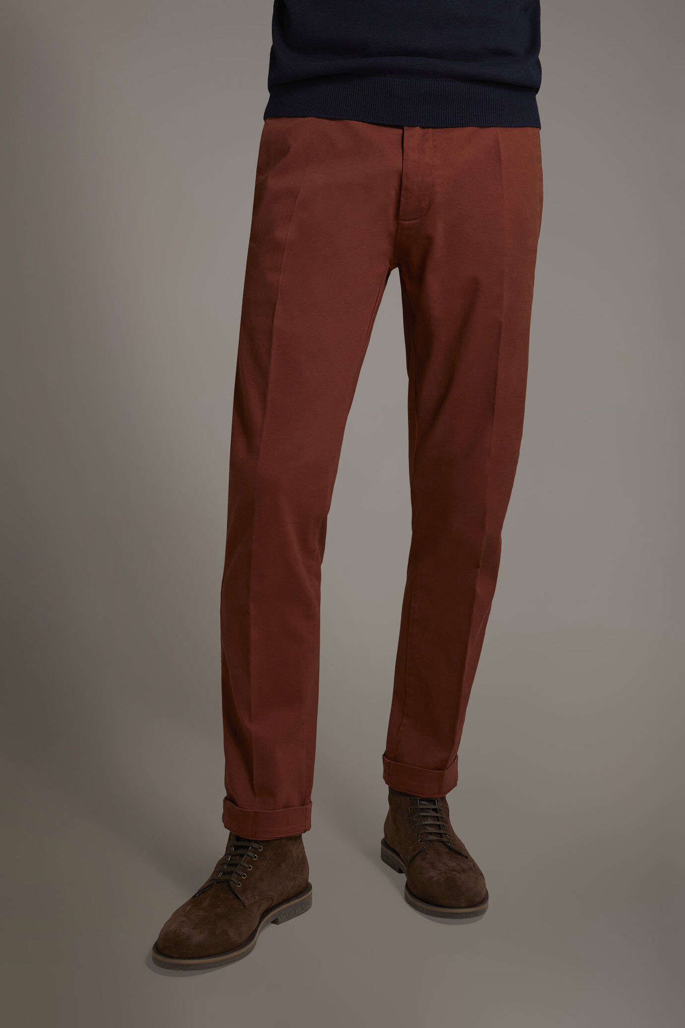 Men's classic regular fit chino pants stretch twill fabric image number 2