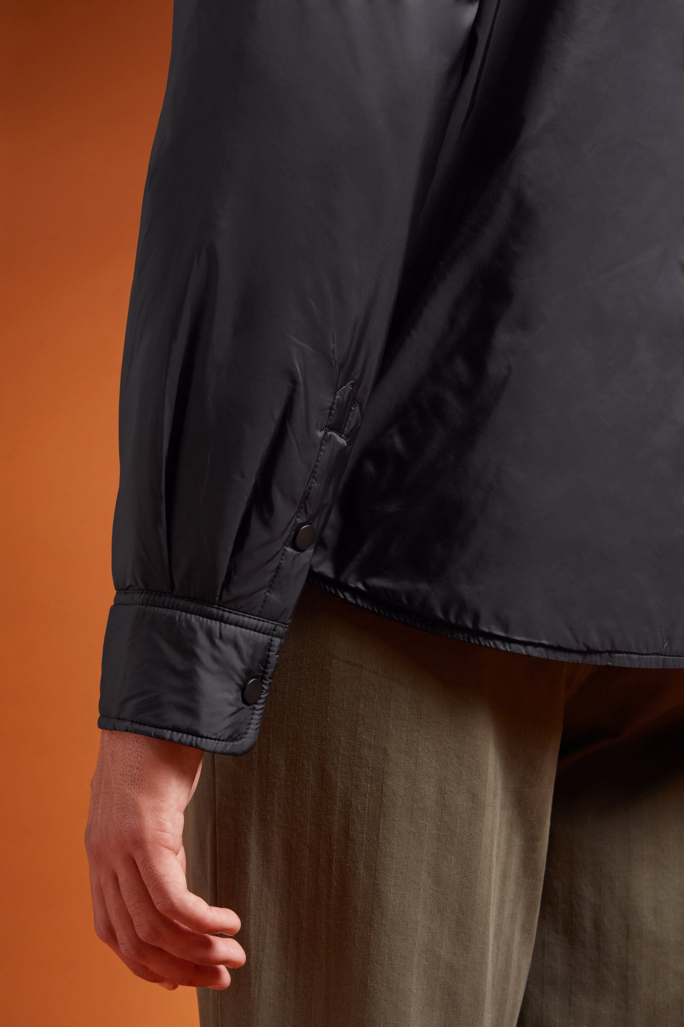 Giubbino uomo tecnico in nylon leggermente imbottito comfort fit image number 2
