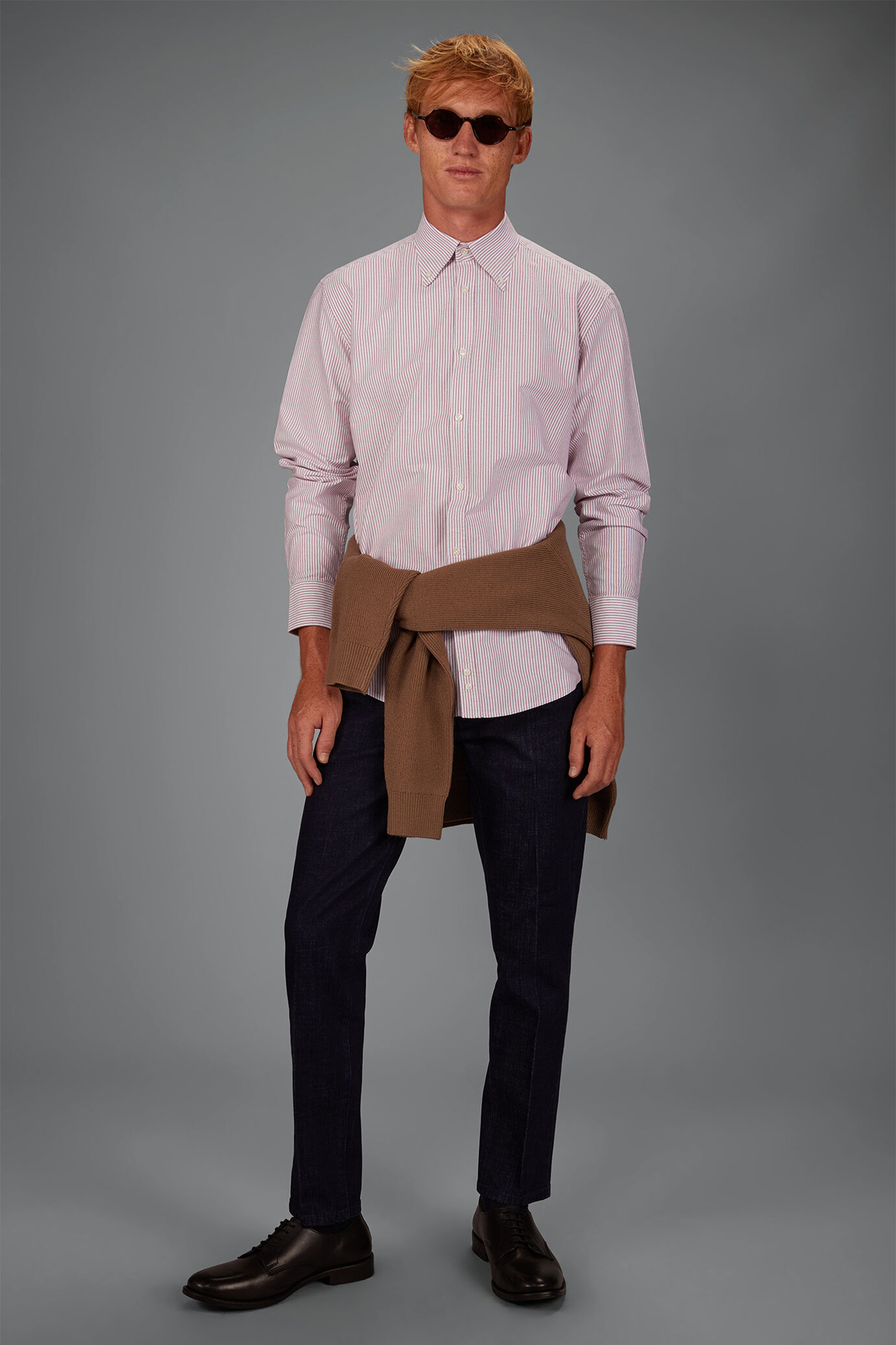 Men&rsquo;s 100% cotton Oxford button-down shirt