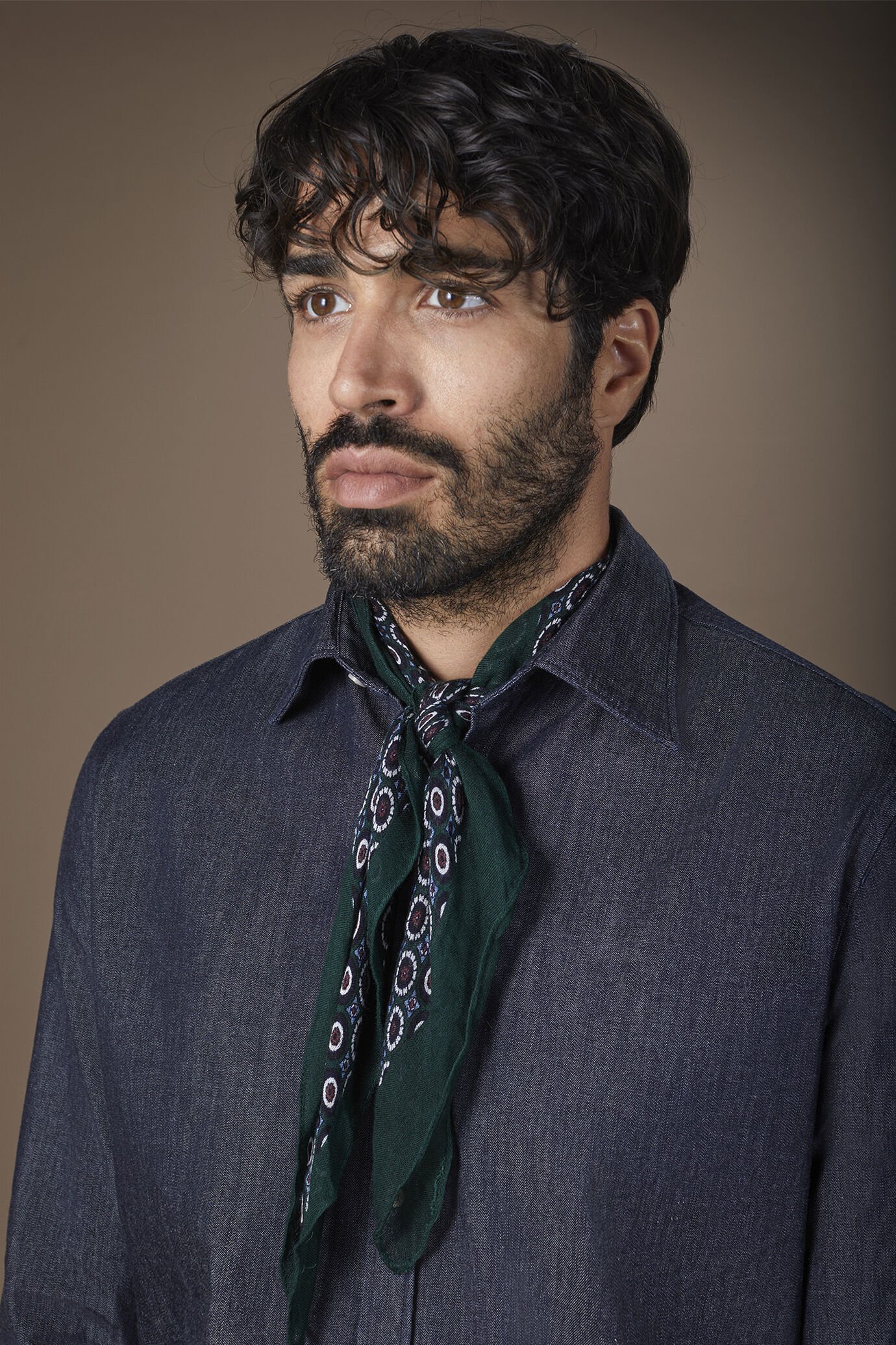 Herren-Halstuch aus Viskose mit geometrischem Muster image number 1