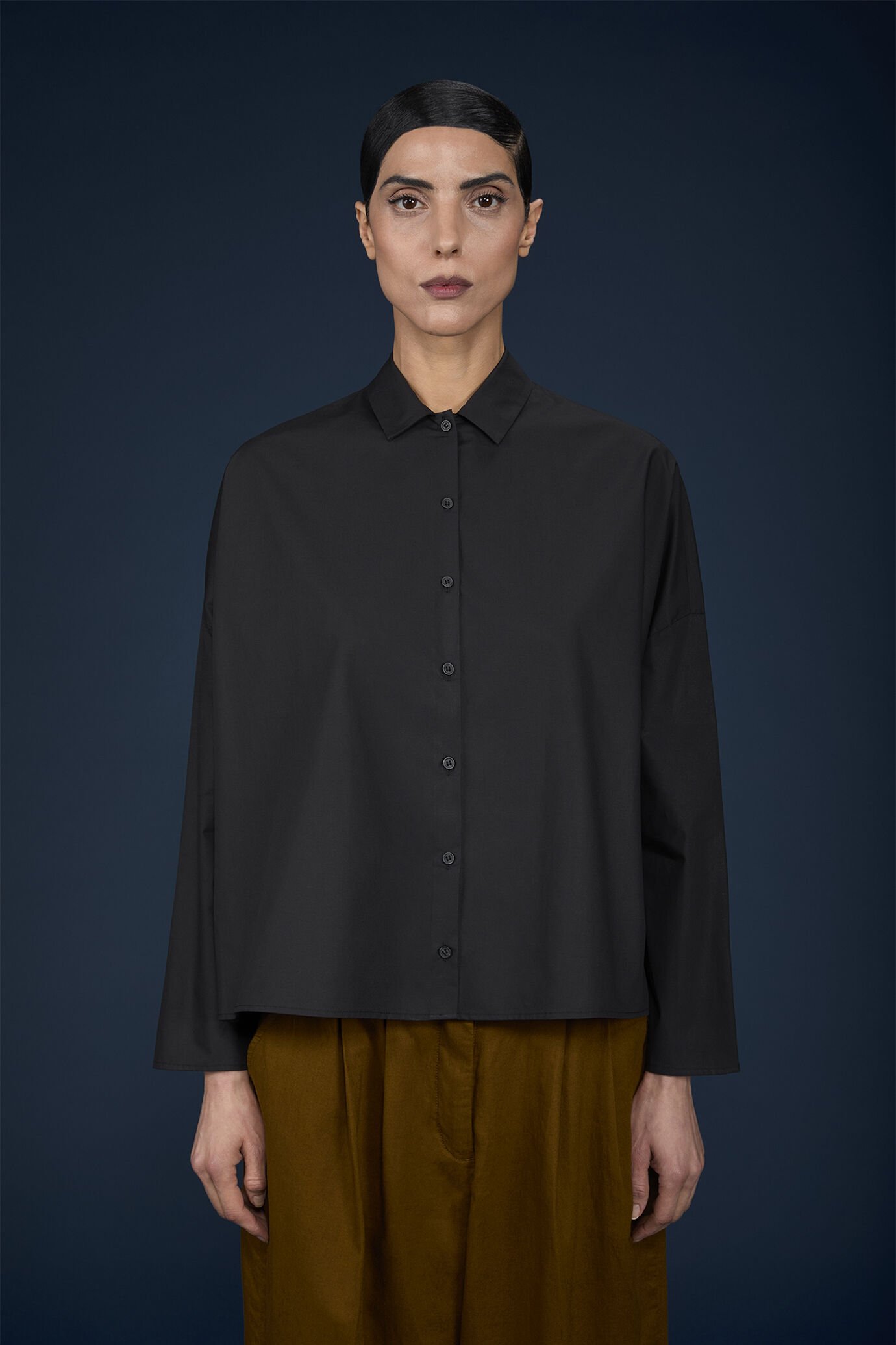 Women's boxy shirt with long sleeves image number 0