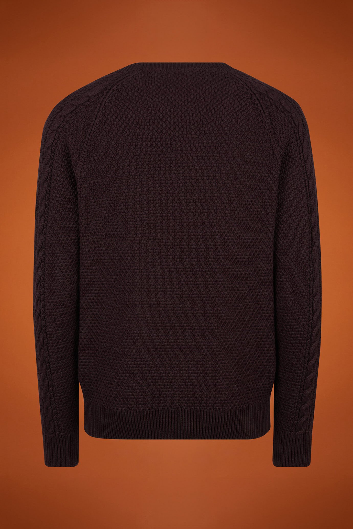 Men's regular fit cable knit jumper in 100% cotton with a crew neck image number 5