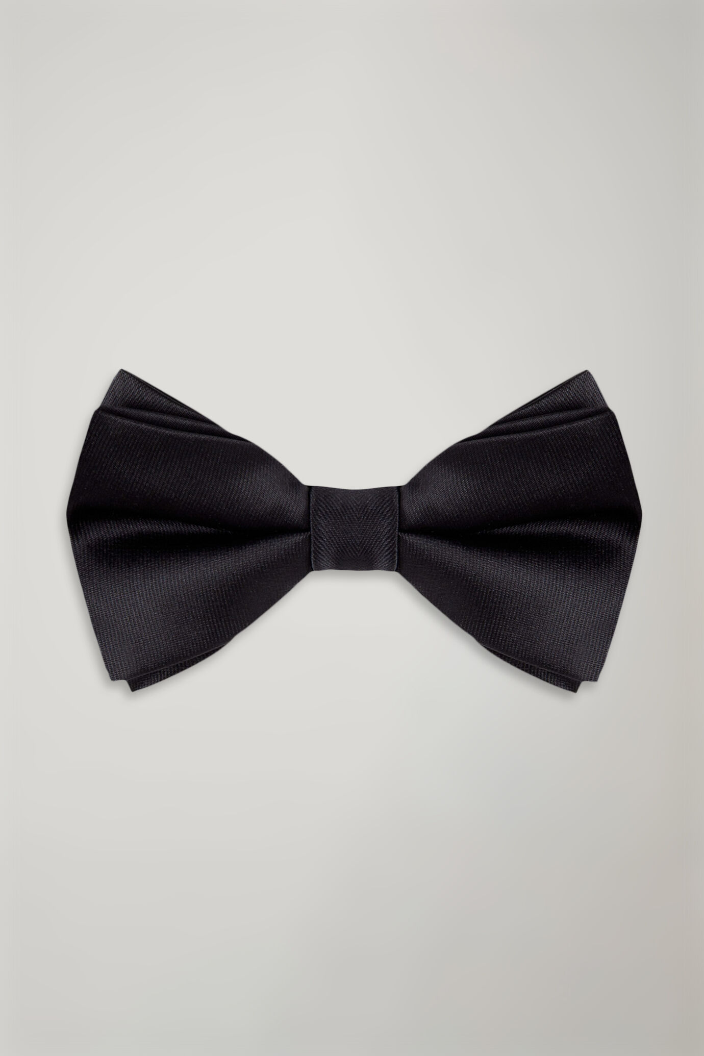 Bow tie image number 0