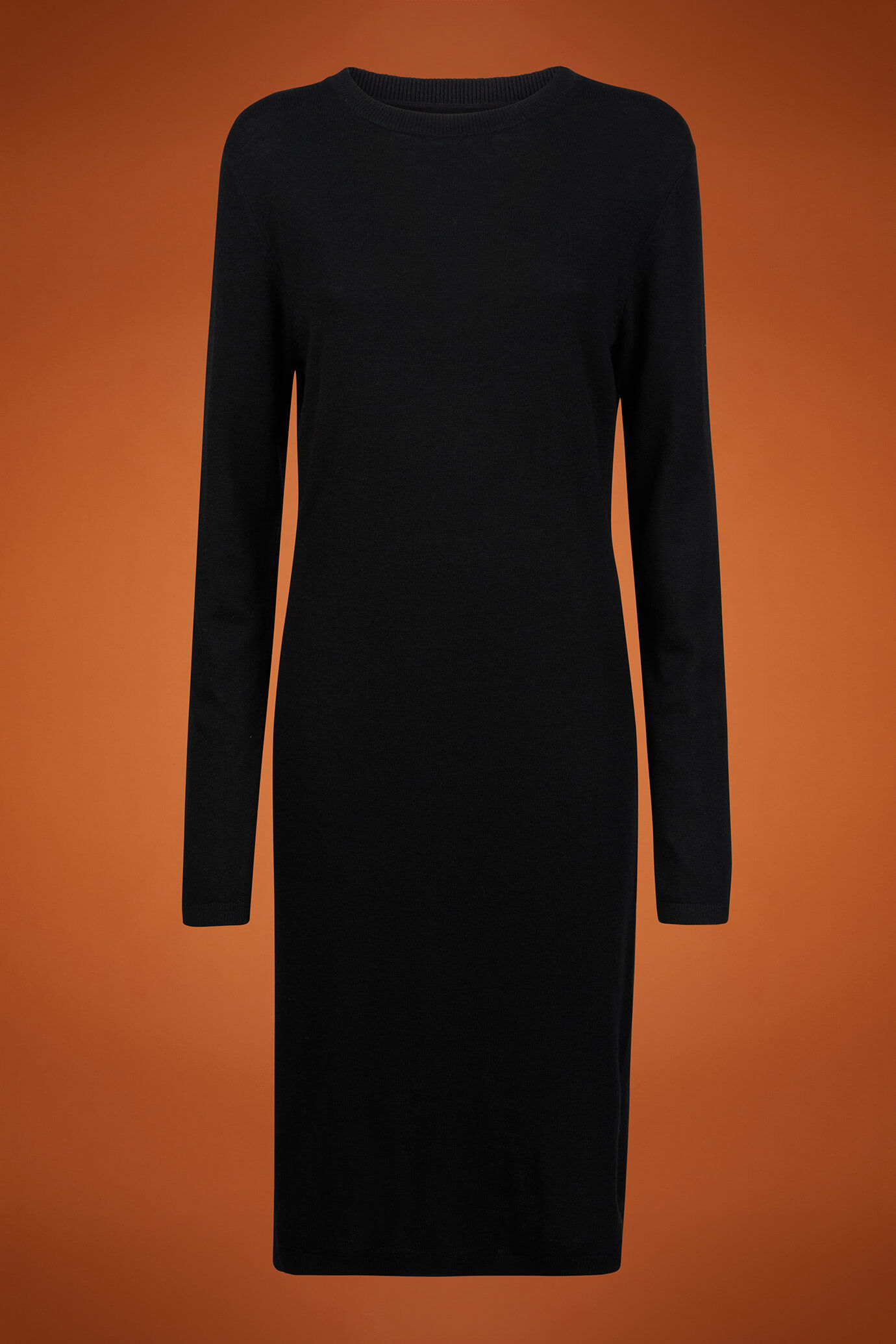 Women's regular fit crew neck knitted dress with side slits image number 5