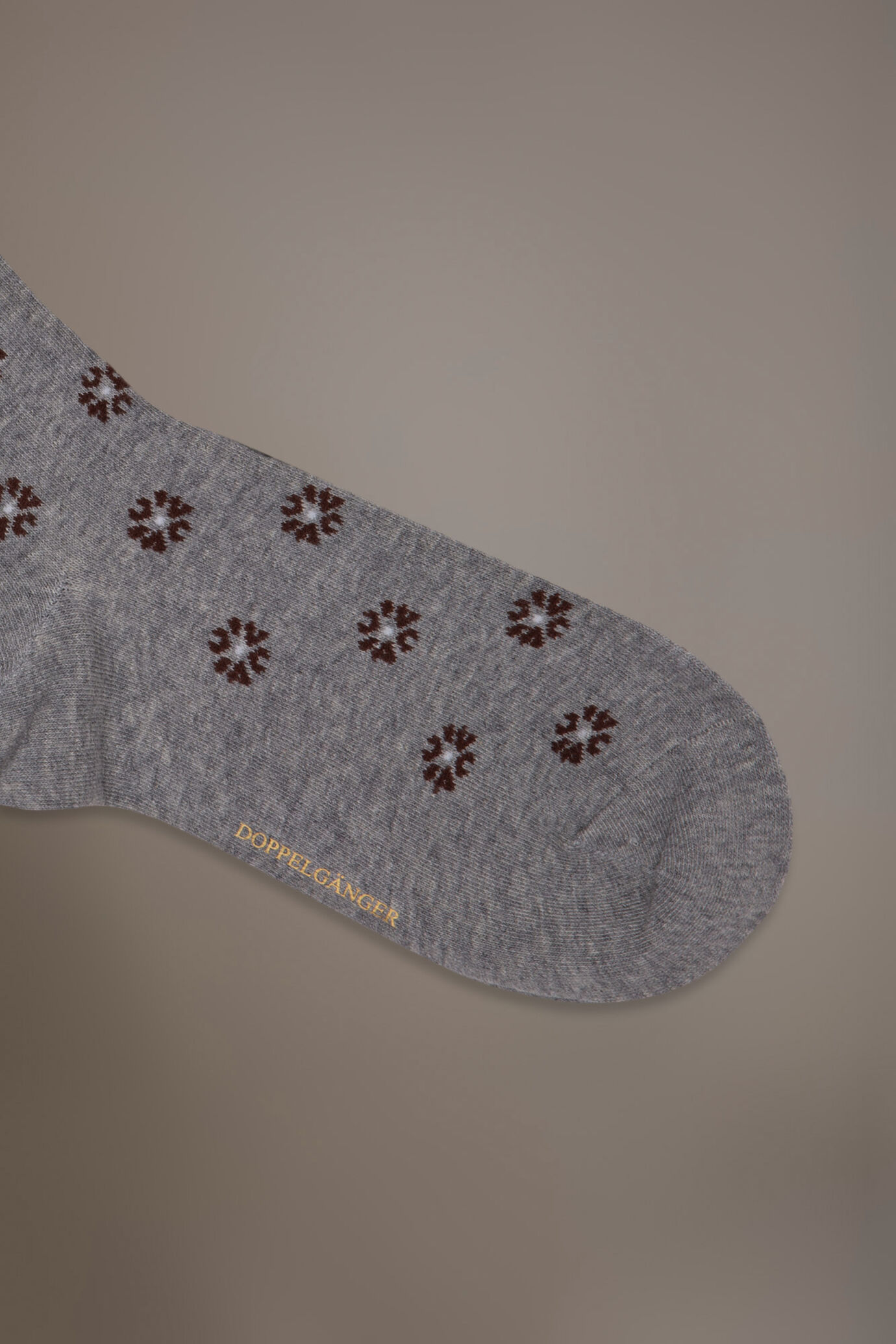 Floral patterned socks image number 1