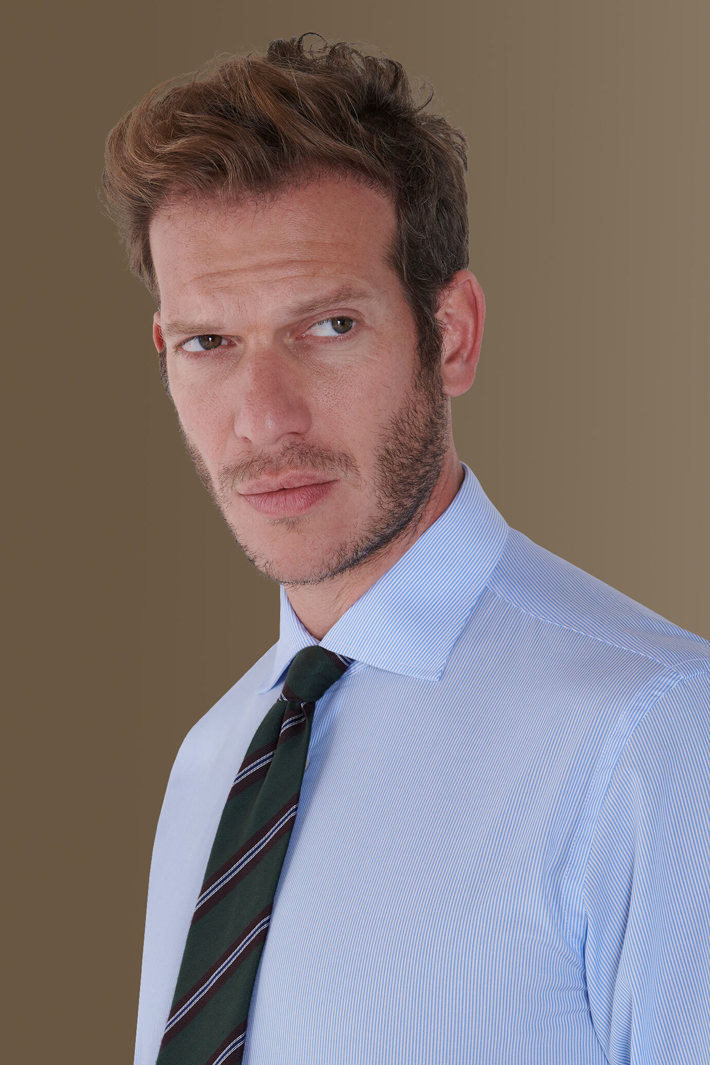 Camicia classica uomo collo francese 100% cotone tinto filo riga stretta image number 1