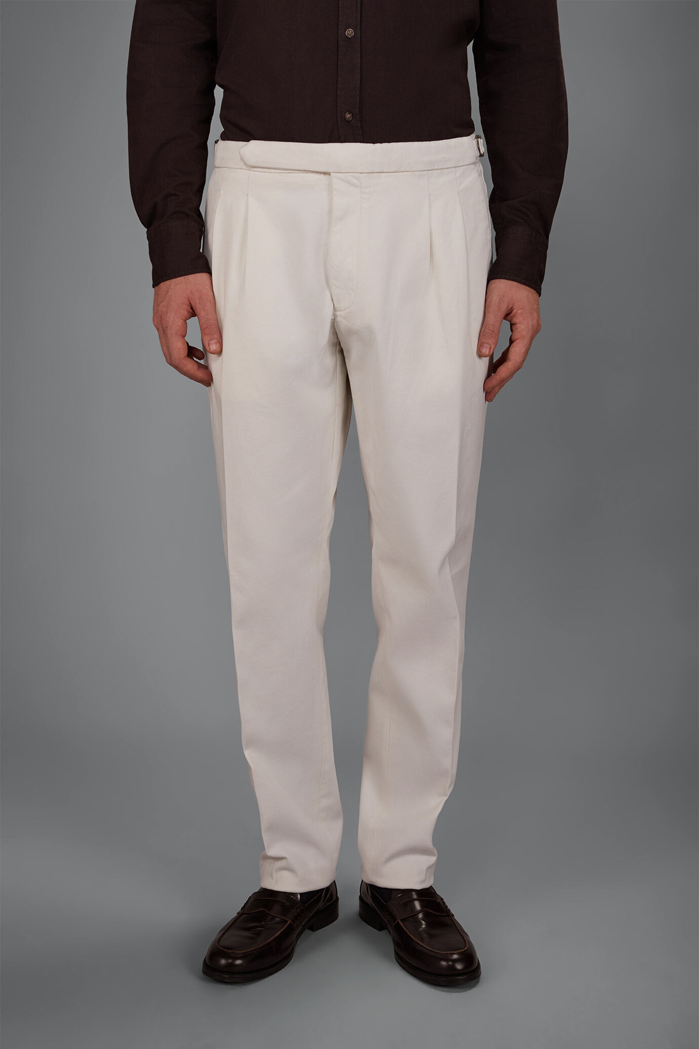Pantalon homme &agrave; Double Pinces et boucles lat&eacute;rales image number 1