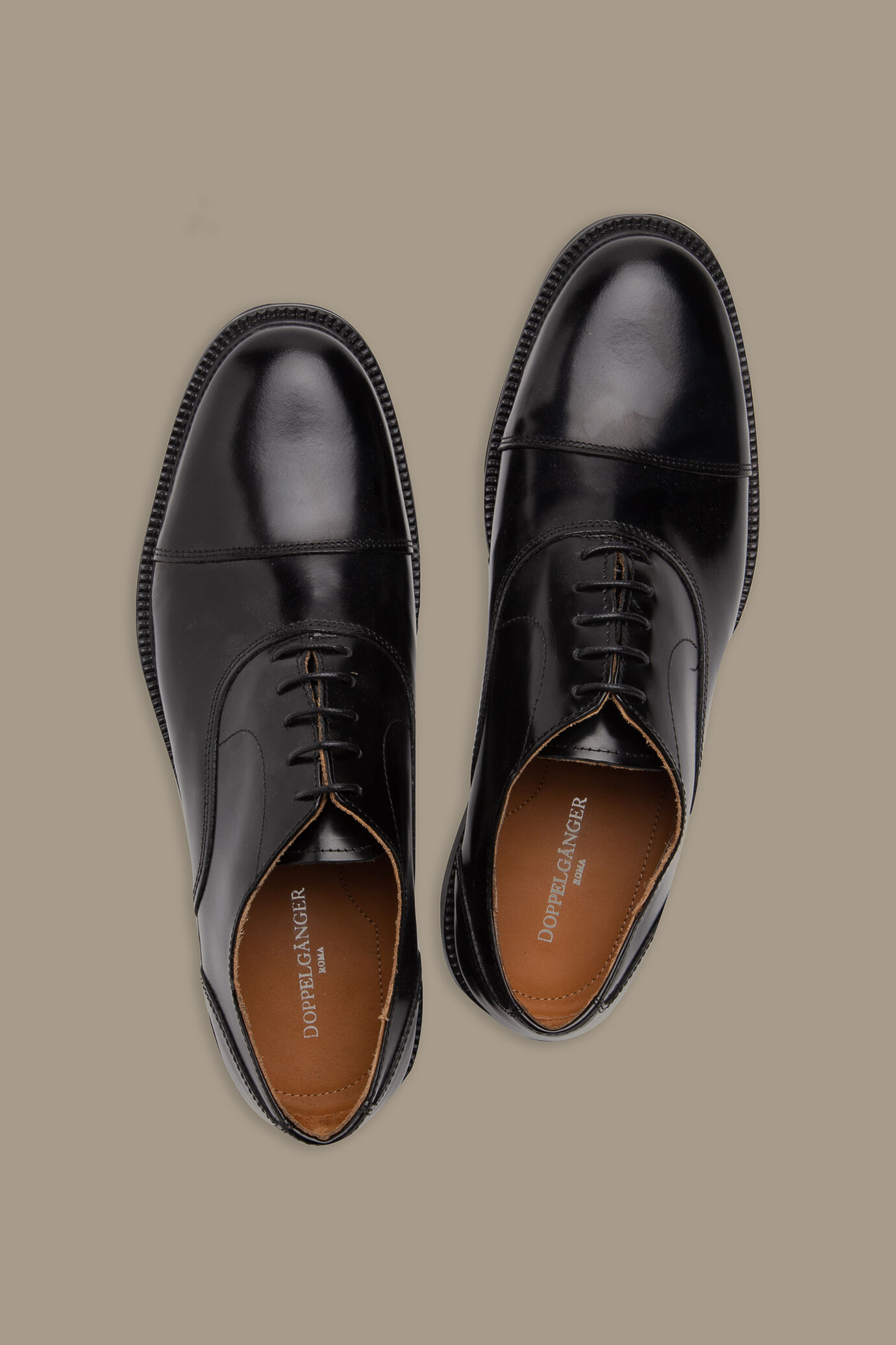 Scarpa derby classica 100% pelle image number 2