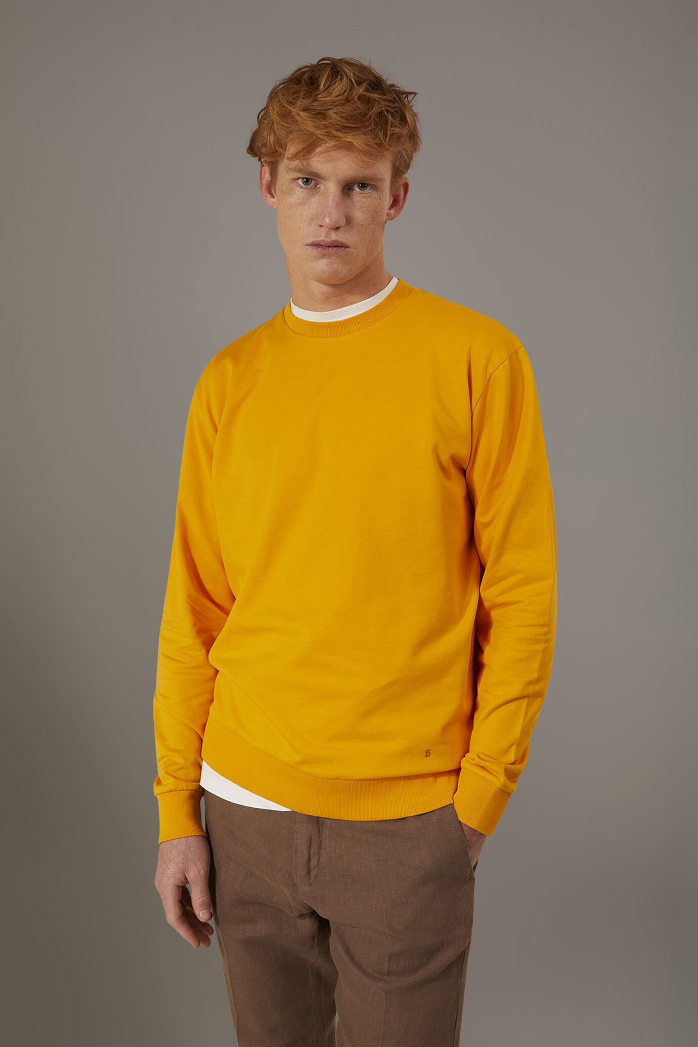 Round neck 100% cotton sweatshirt image number 1