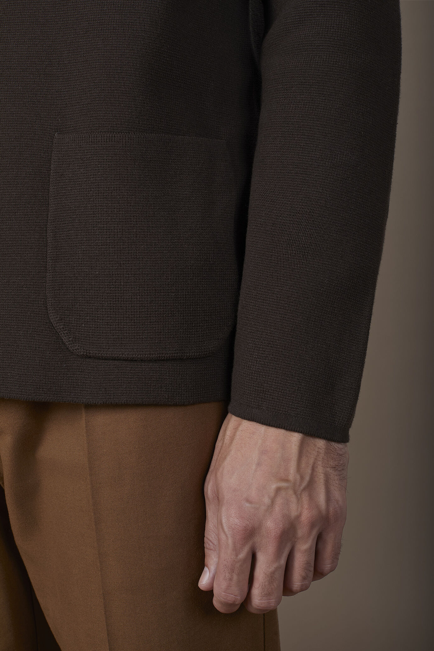 Cardigan uomo monopetto in maglia punto milano 100% cotone regular fit image number 4