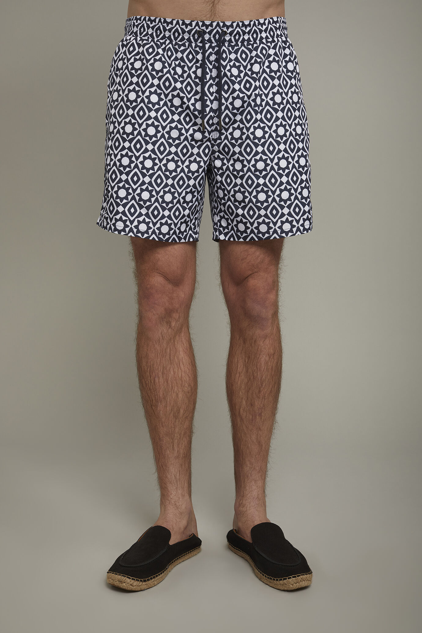 Badehose für Herren mit Makromuster image number 3