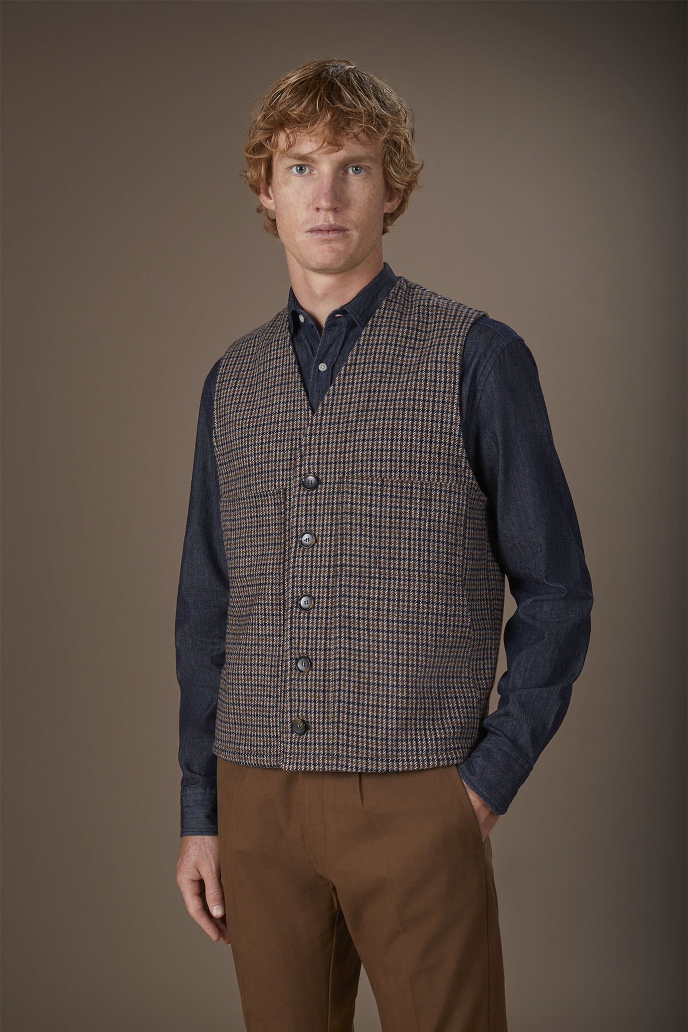 Gilet uomo monopetto con scollo a v Wool Blend disegno pied de poule regular fit image number 1