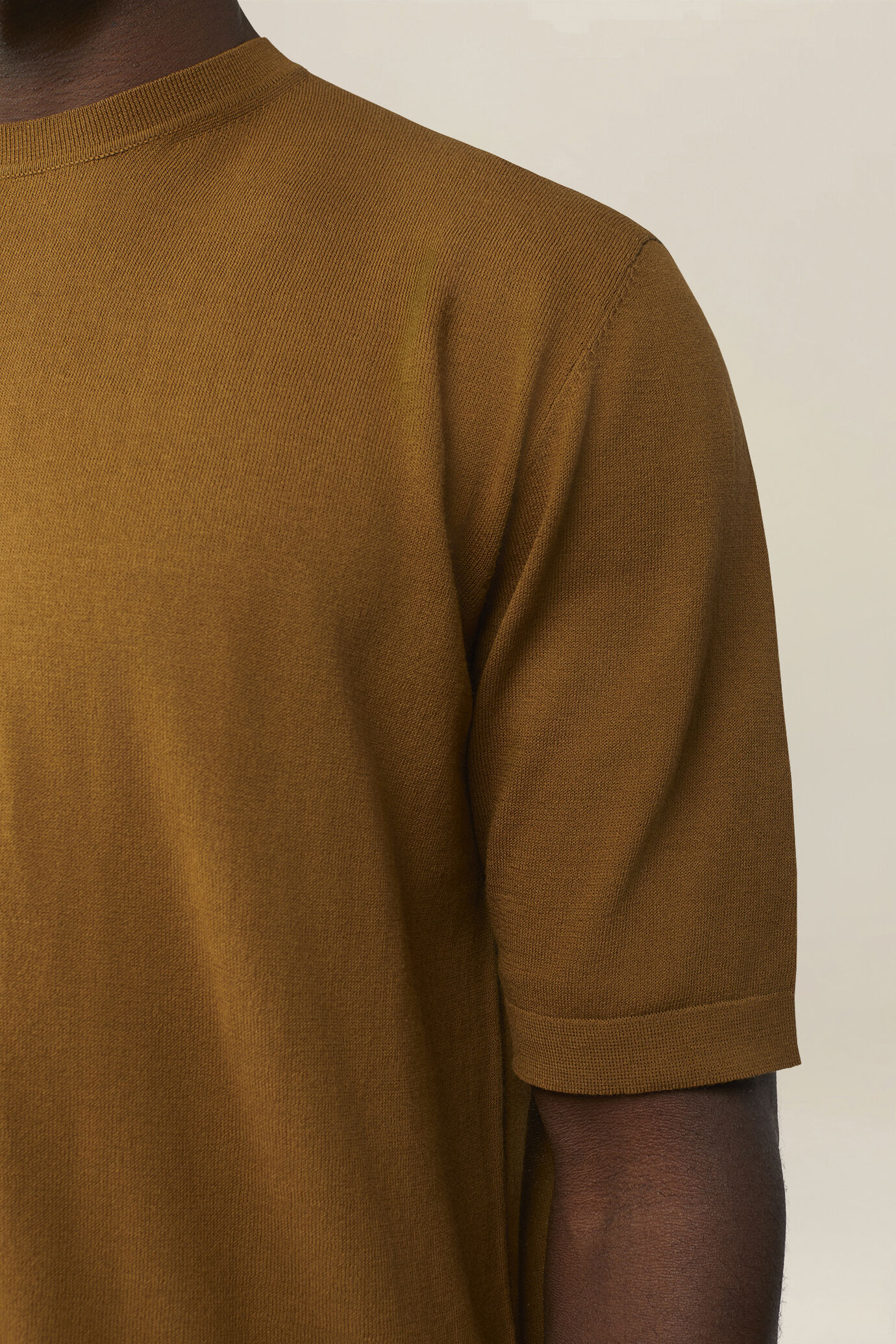 T-shirt uomo a maglia in 100% cotone crepe image number 3