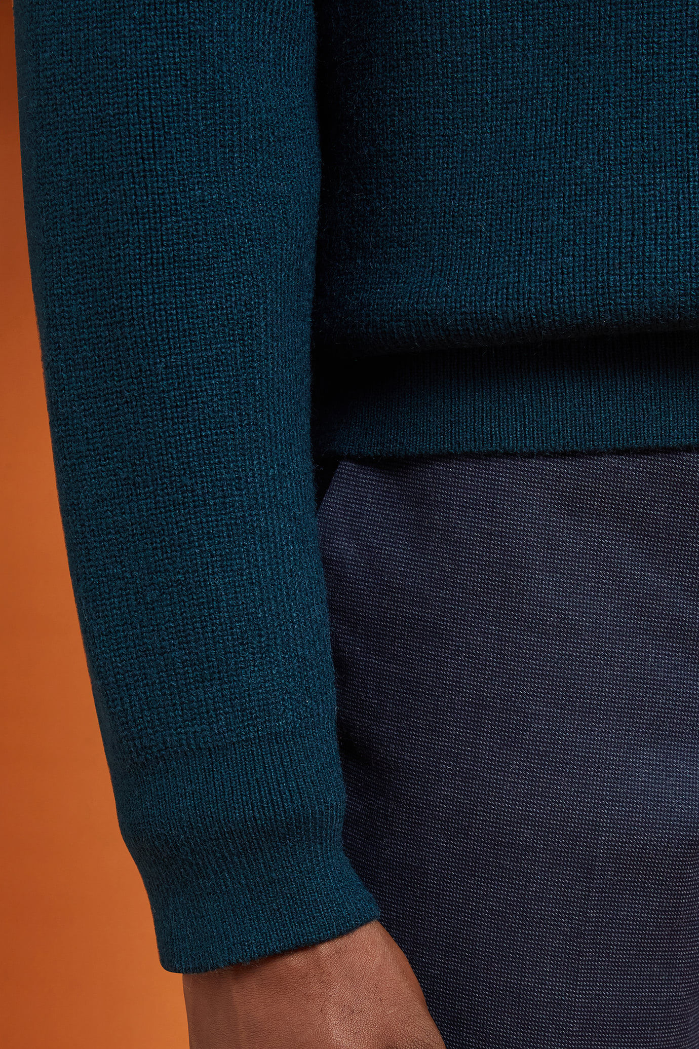 Herren-Pullover mit DerbyRundhalsausschnitt aus englischem Rippstrick in normaler Passform image number 2