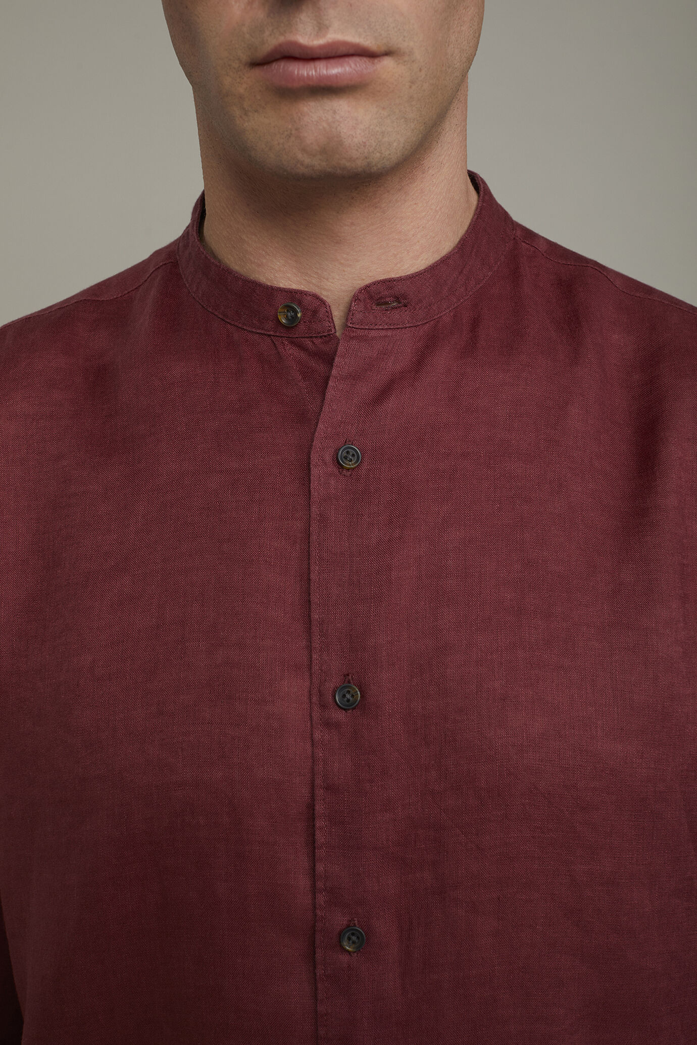 Camicia casual uomo collo coreano 100% lino comfort fit image number 3