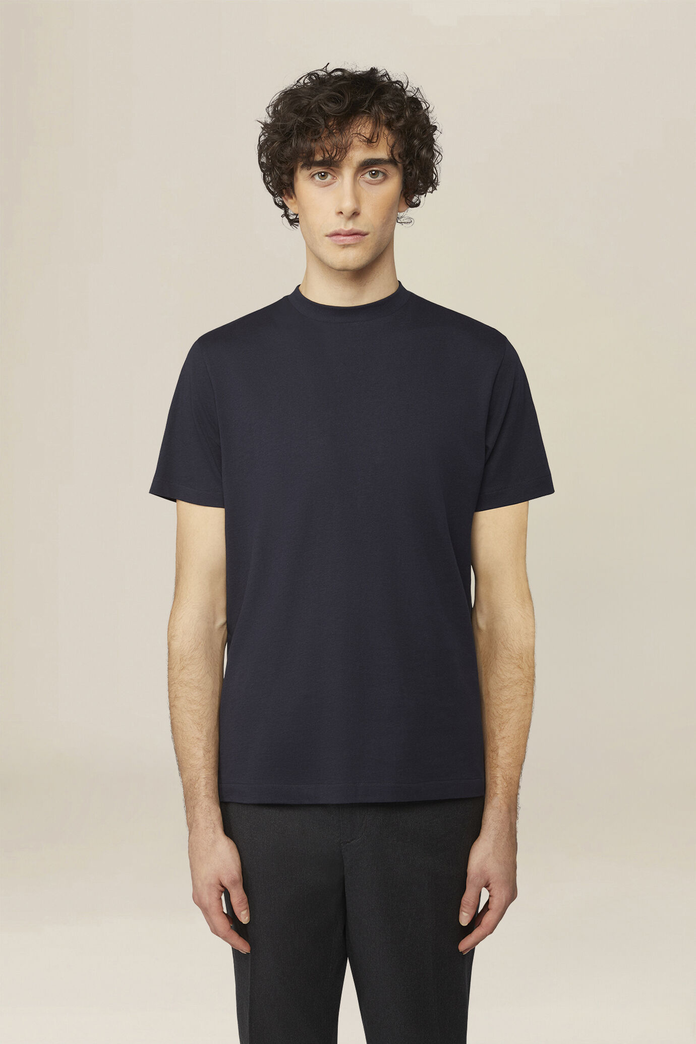 Men's T-shirt in 100% cotton jersey with slightly high neck image number 0