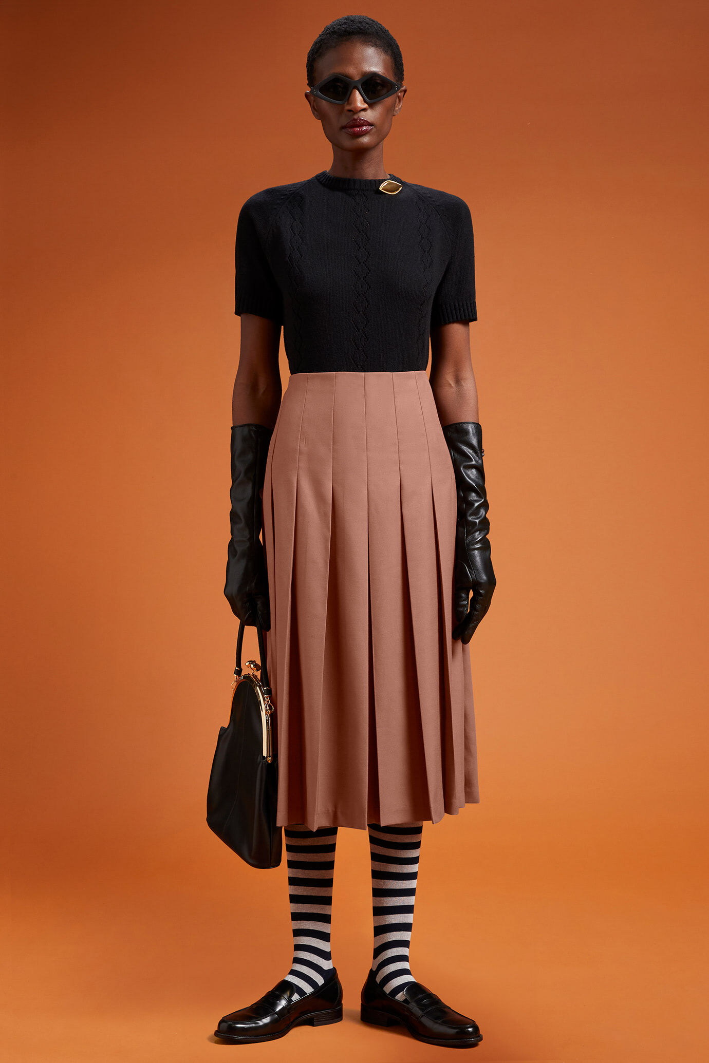 Gonna donna longuette a pieghe con zip tinta unita regular fit image number 0