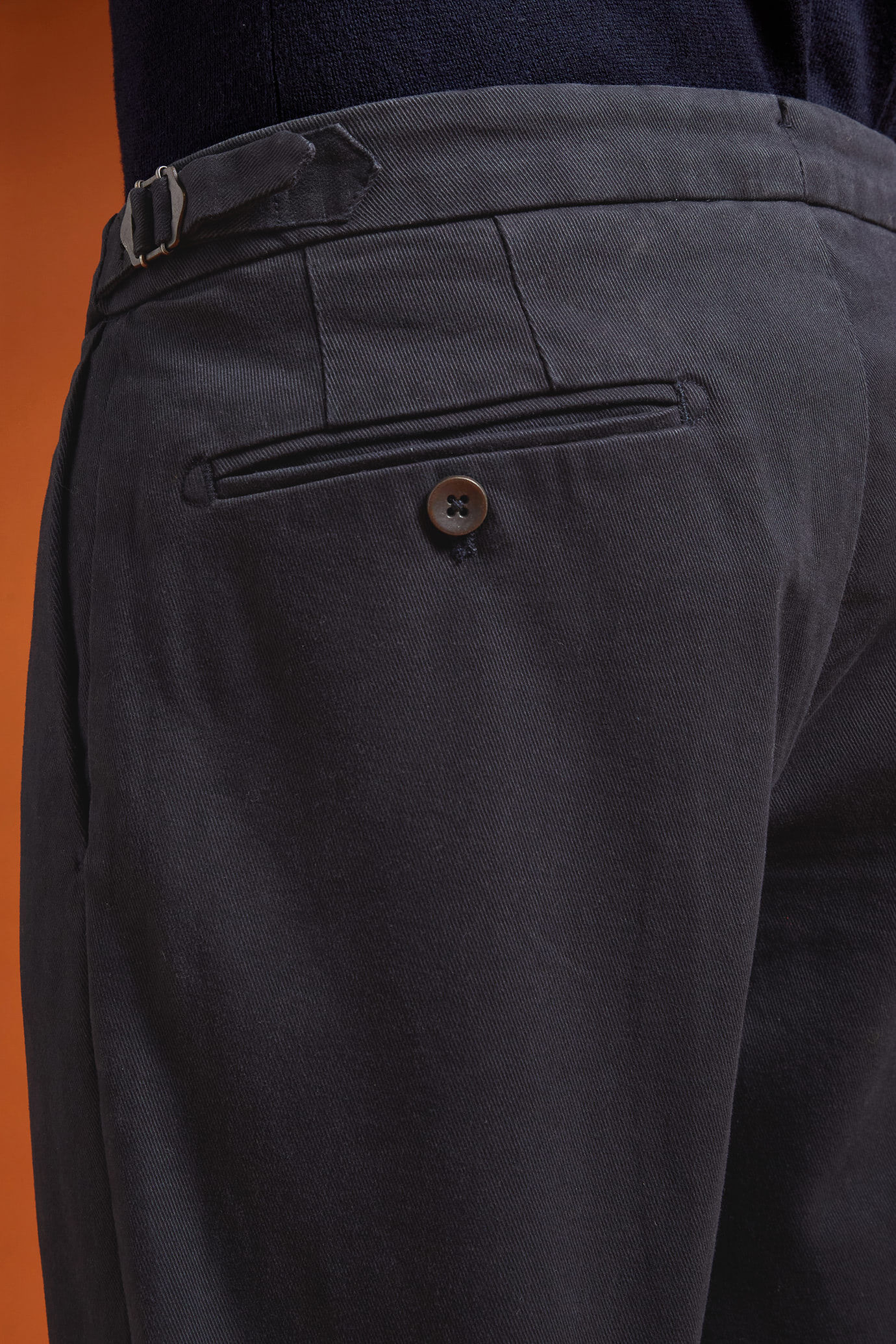 Pantalone uomo doppia pinces tessuto in tela diagonale regular fit image number 3