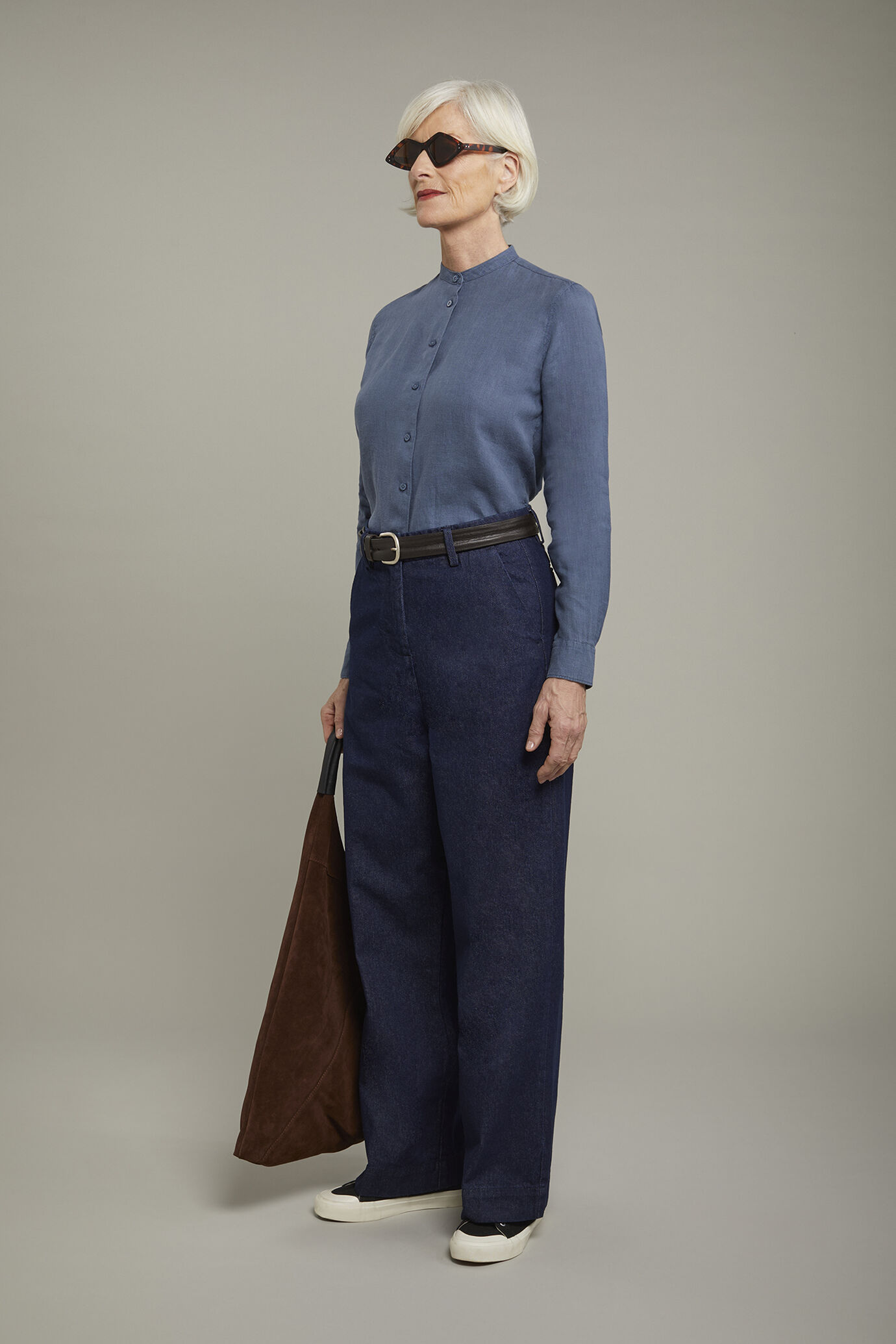 Camicia donna con collo coreano 100% lino image number 1