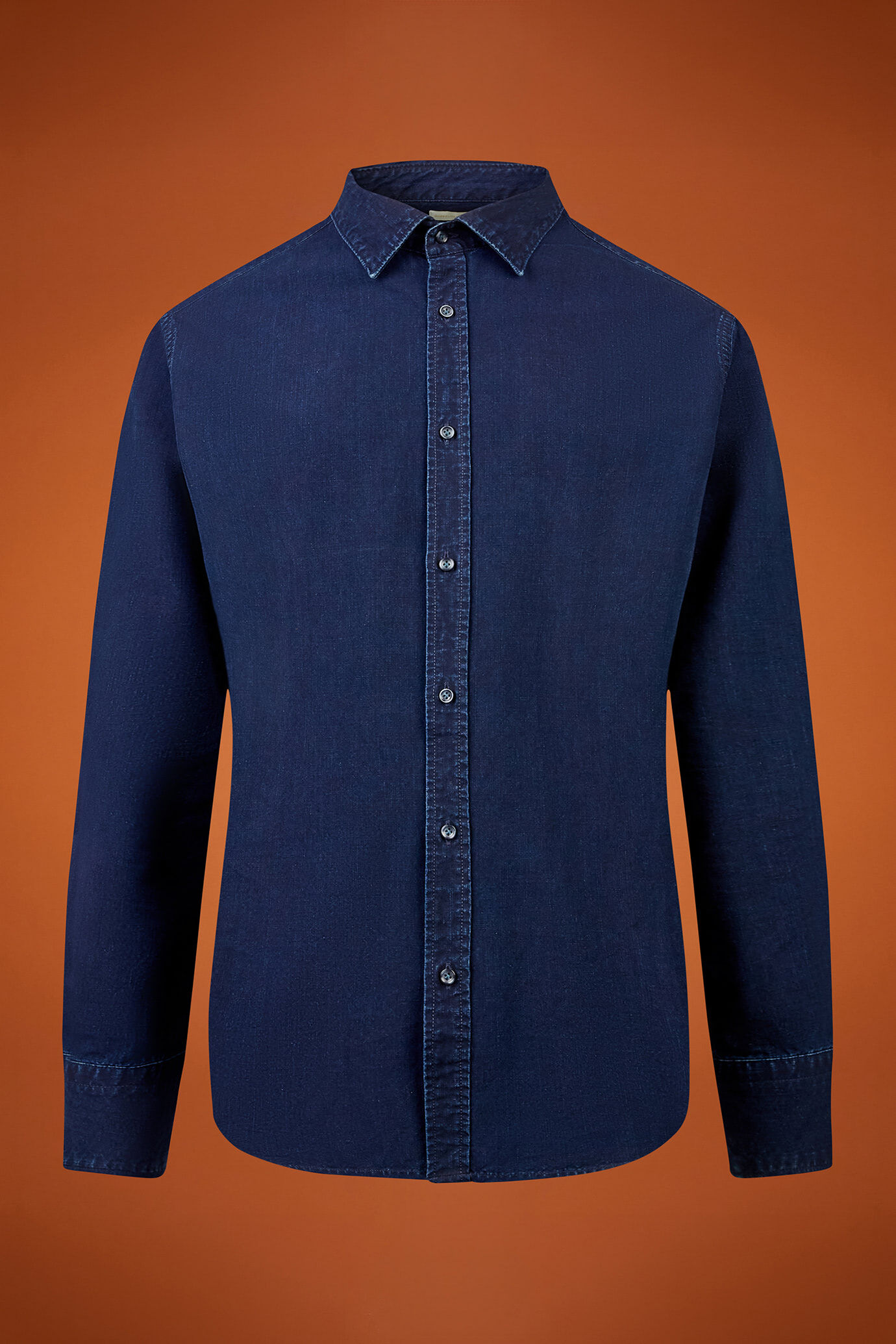 Herren-Freizeithemd mit klassischem Kragen aus 100 % Baumwolle in gewaschenem Chambray-Stoff in bequemer Passform image number 5