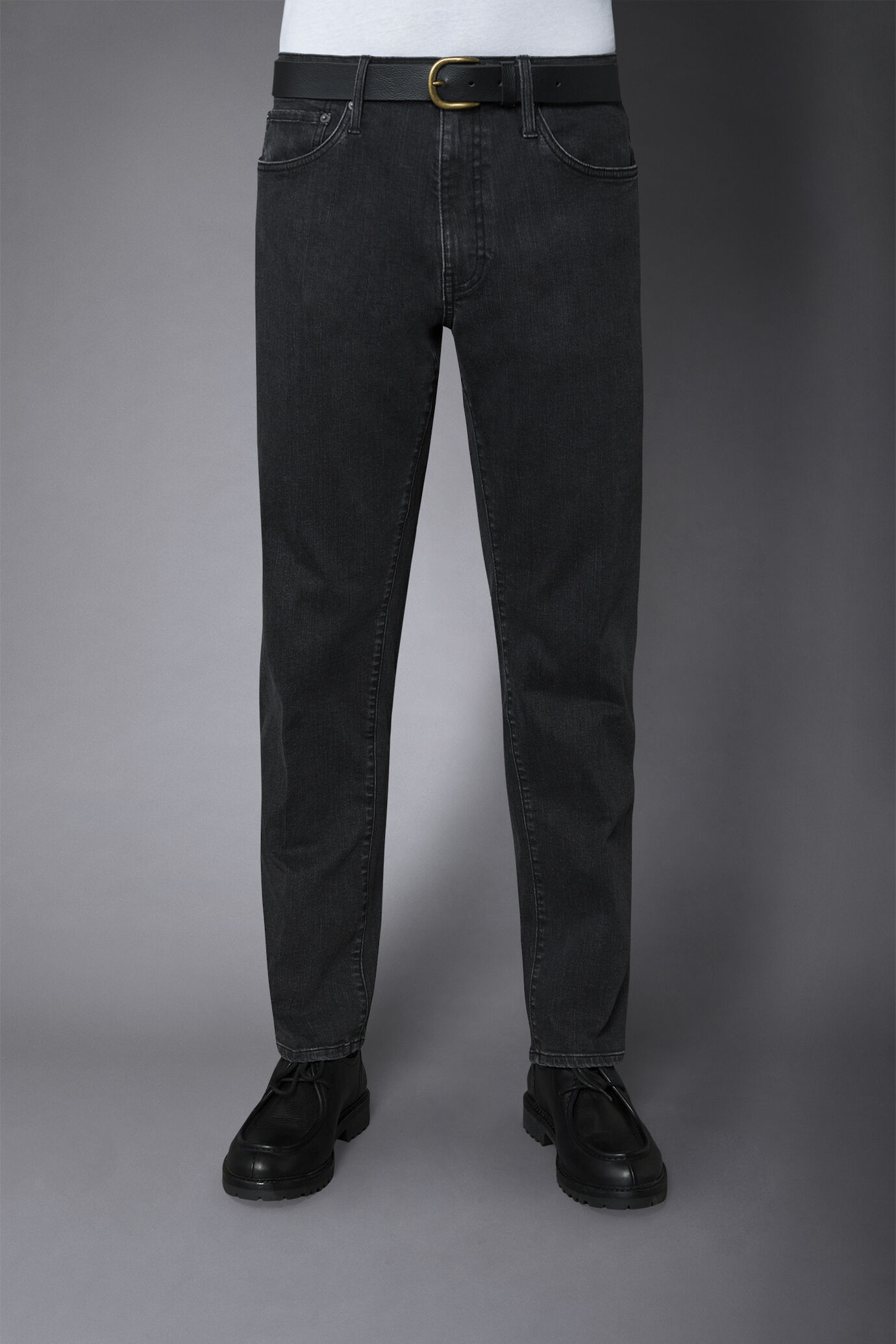 Men's 5-pocket jeans regular fit denim fabric image number 2