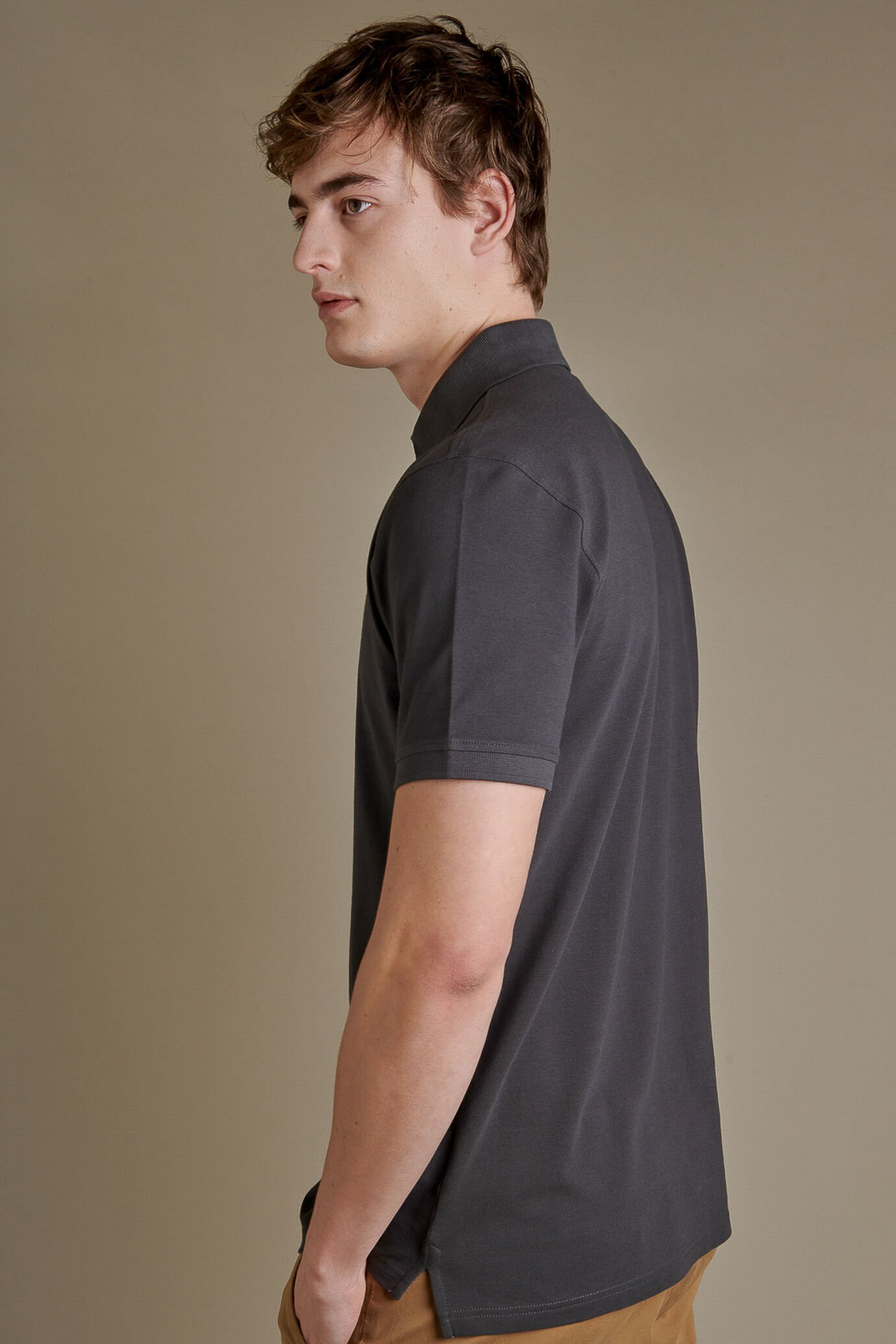 Short sleeves polo pure cotton piquet image number 1