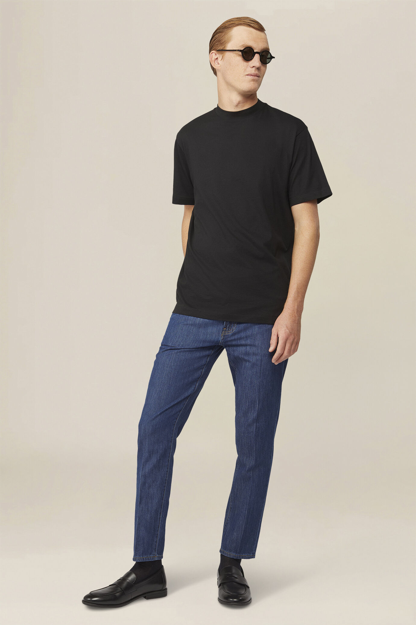 Men's T-shirt in 100% cotton jersey with slightly high neck image number 1