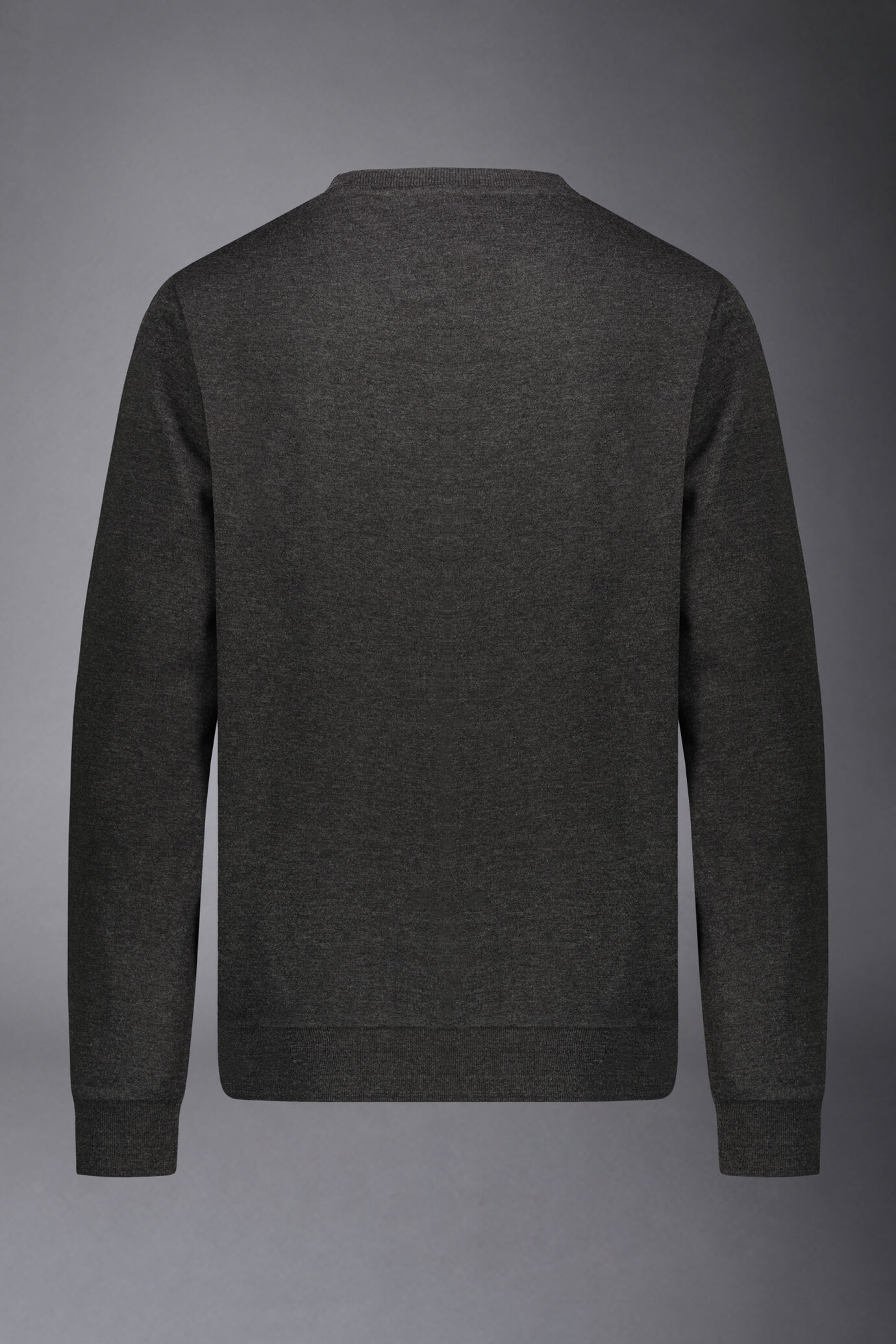 Men's washed cotton blend roundneck sweatshirt image number 4