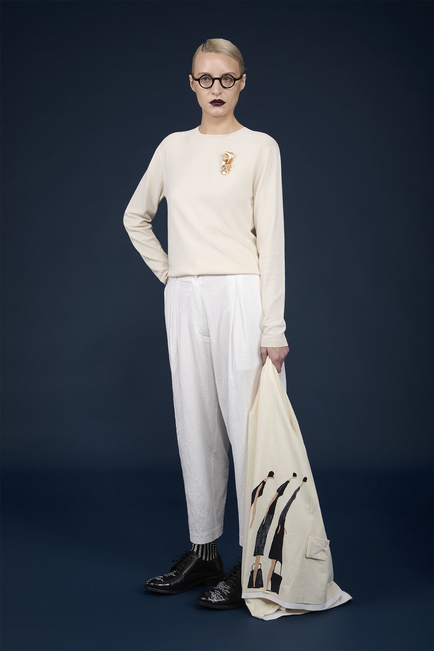 Langärmeliger Damen-Pullover mit Rundhalsausschnitt