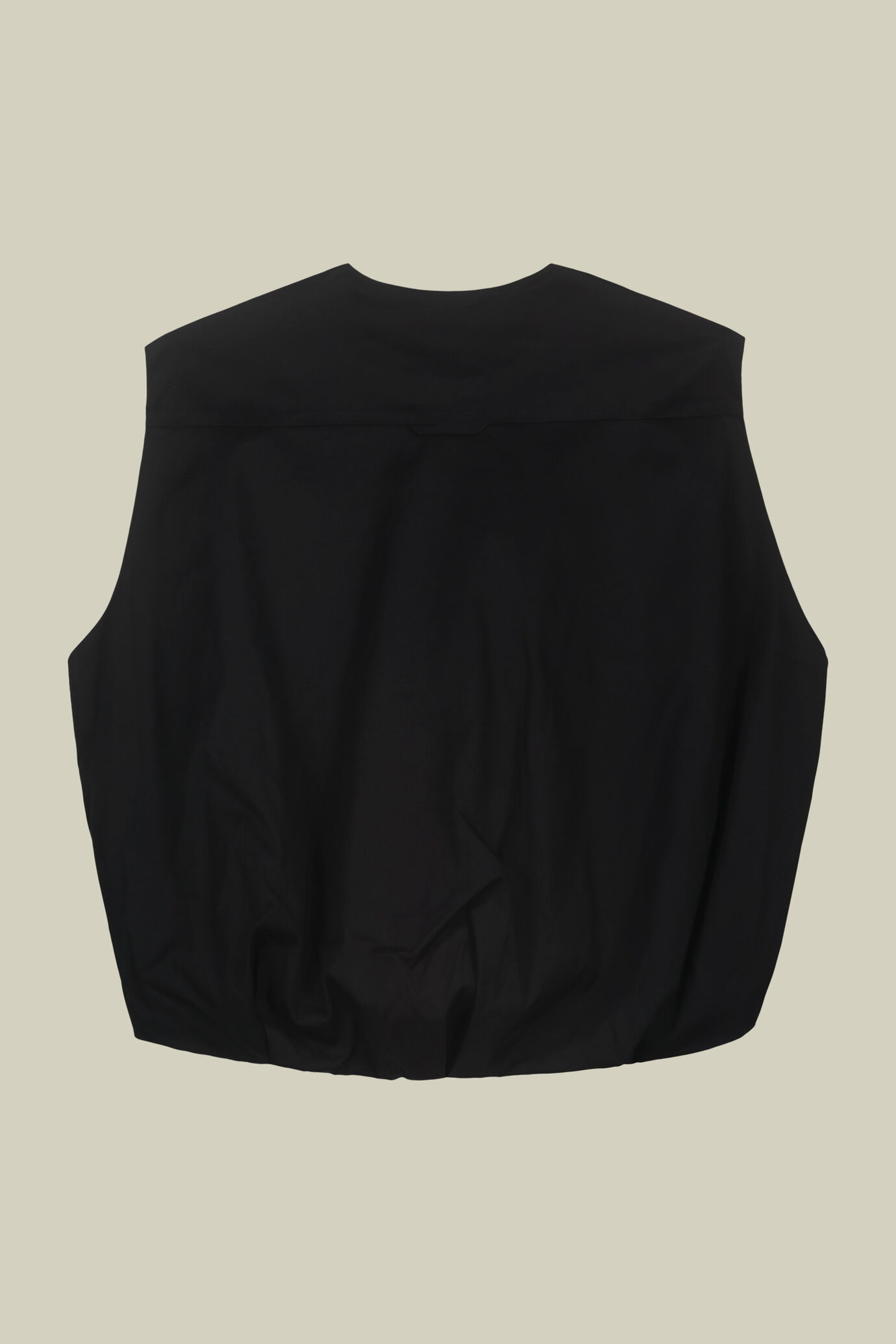 Women's vest with an egg-shaped line and an oversized fit image number 5