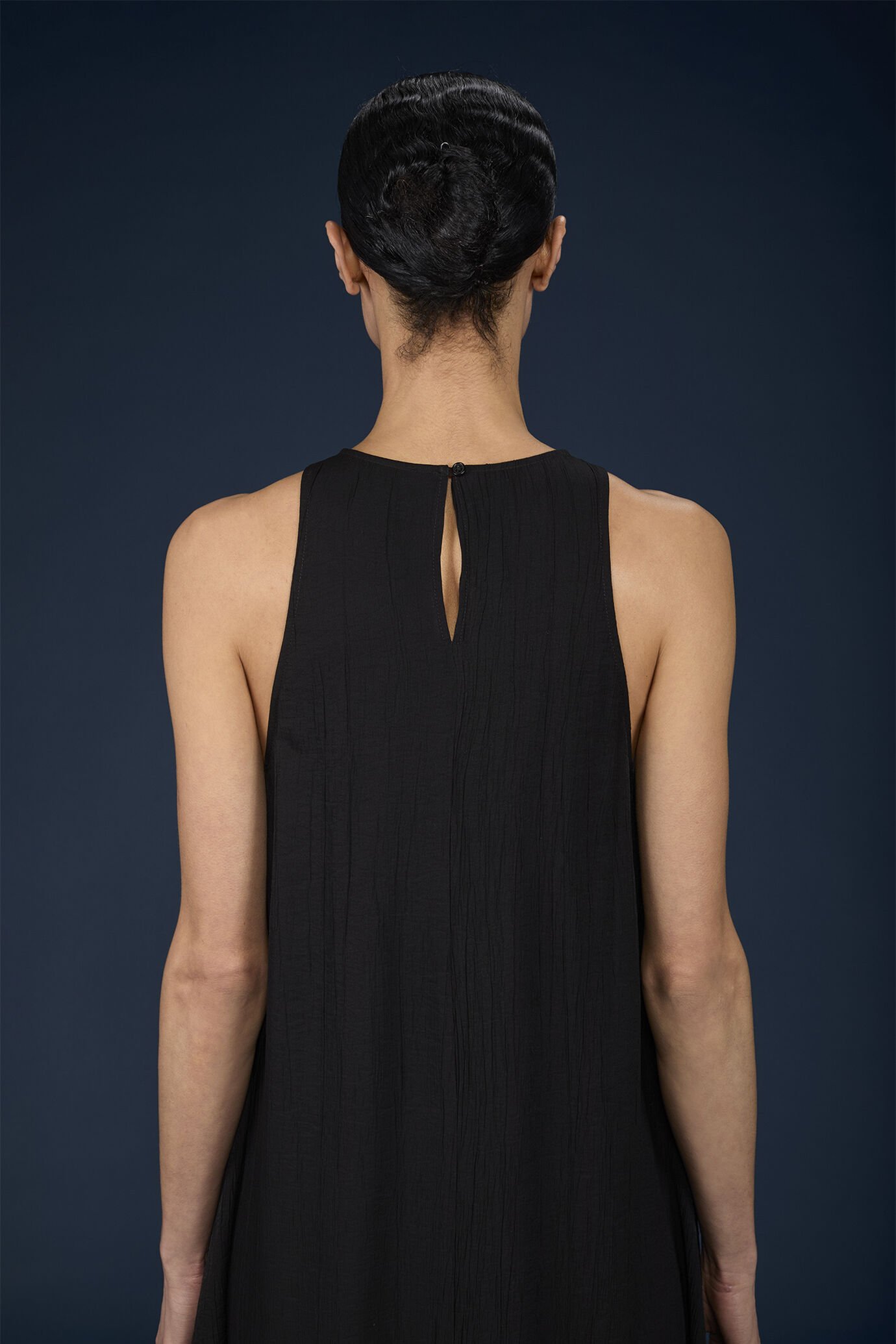 Robe longue pour femme en tissu léger avec dos nageur image number 4